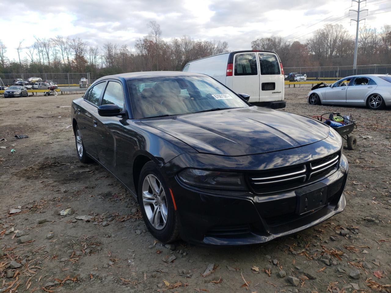 DODGE CHARGER SE 2015 with VIN 2C3CDXBG2FH927577 - Photo from auction