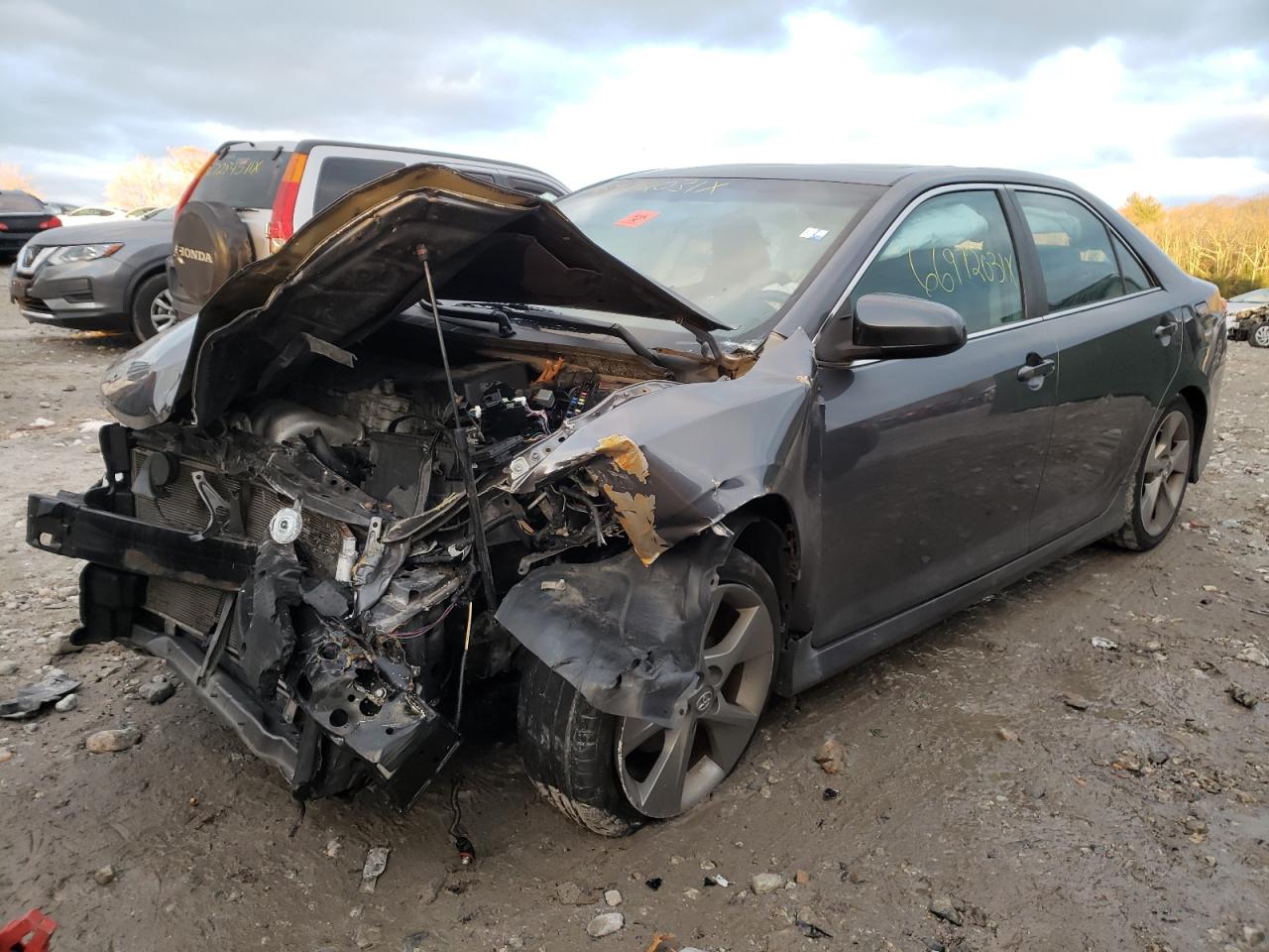 Photo 2 from auction – 2014 TOYOTA CAMRY L with VIN 4T1BF1FK0EU379681