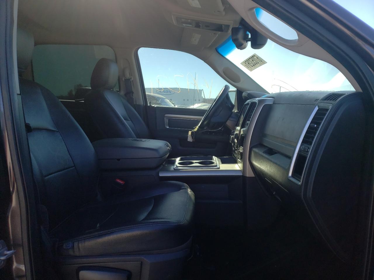 Photo 5 from auction – 2015 RAM 1500 SLT with VIN 1C6RR6LT8FS663732