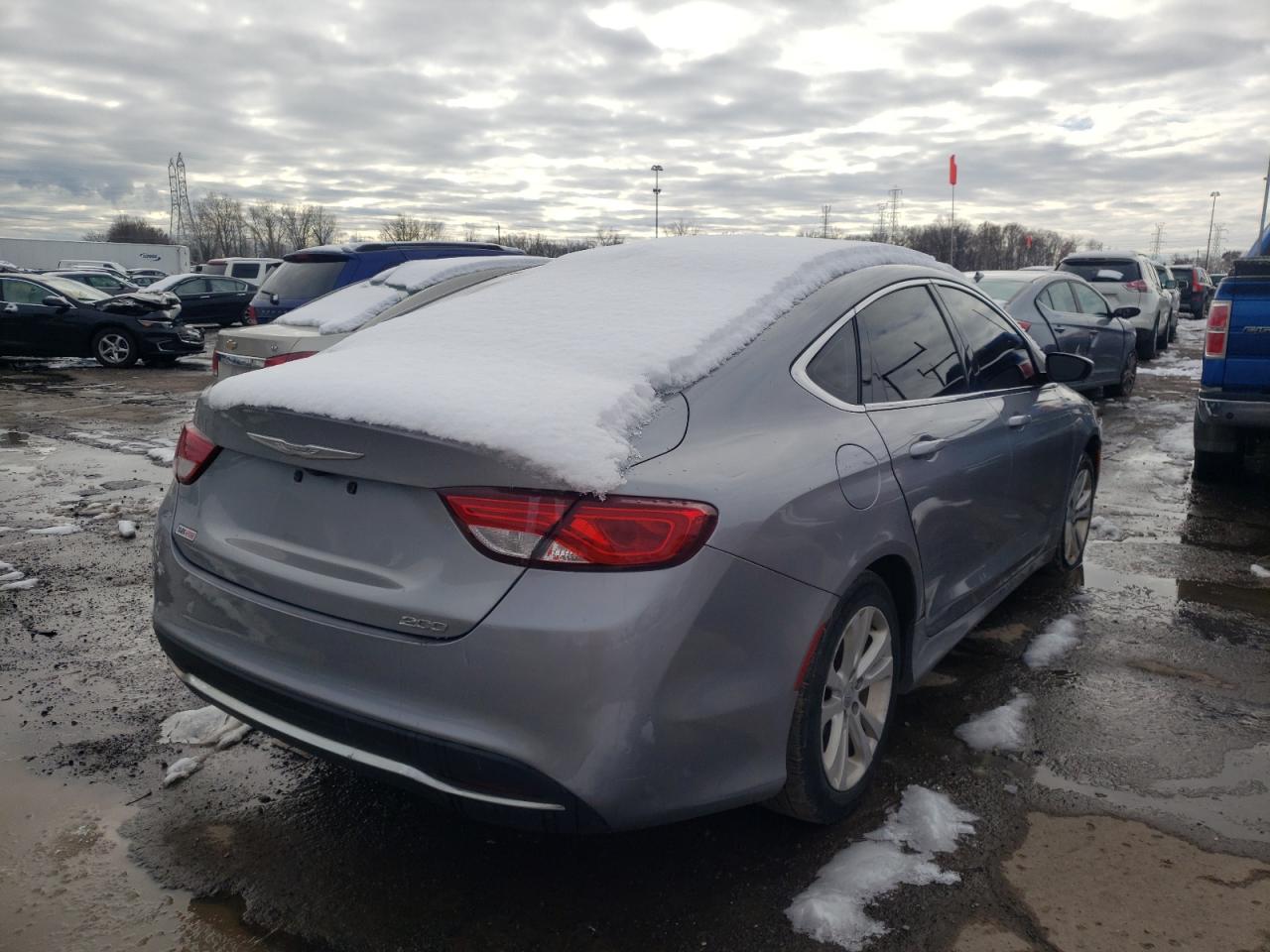Photo 4 from auction – 2015 CHRYSLER 200 with VIN 1C3CCCAB3FN668347