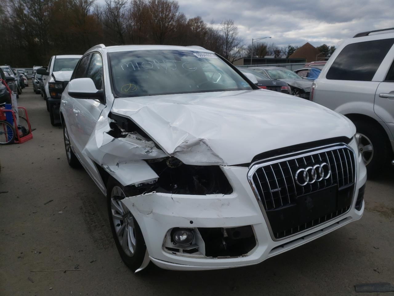 AUDI Q5 PREMIUM 2013 with VIN WA1LFAFP0DA100941 - Photo from auction