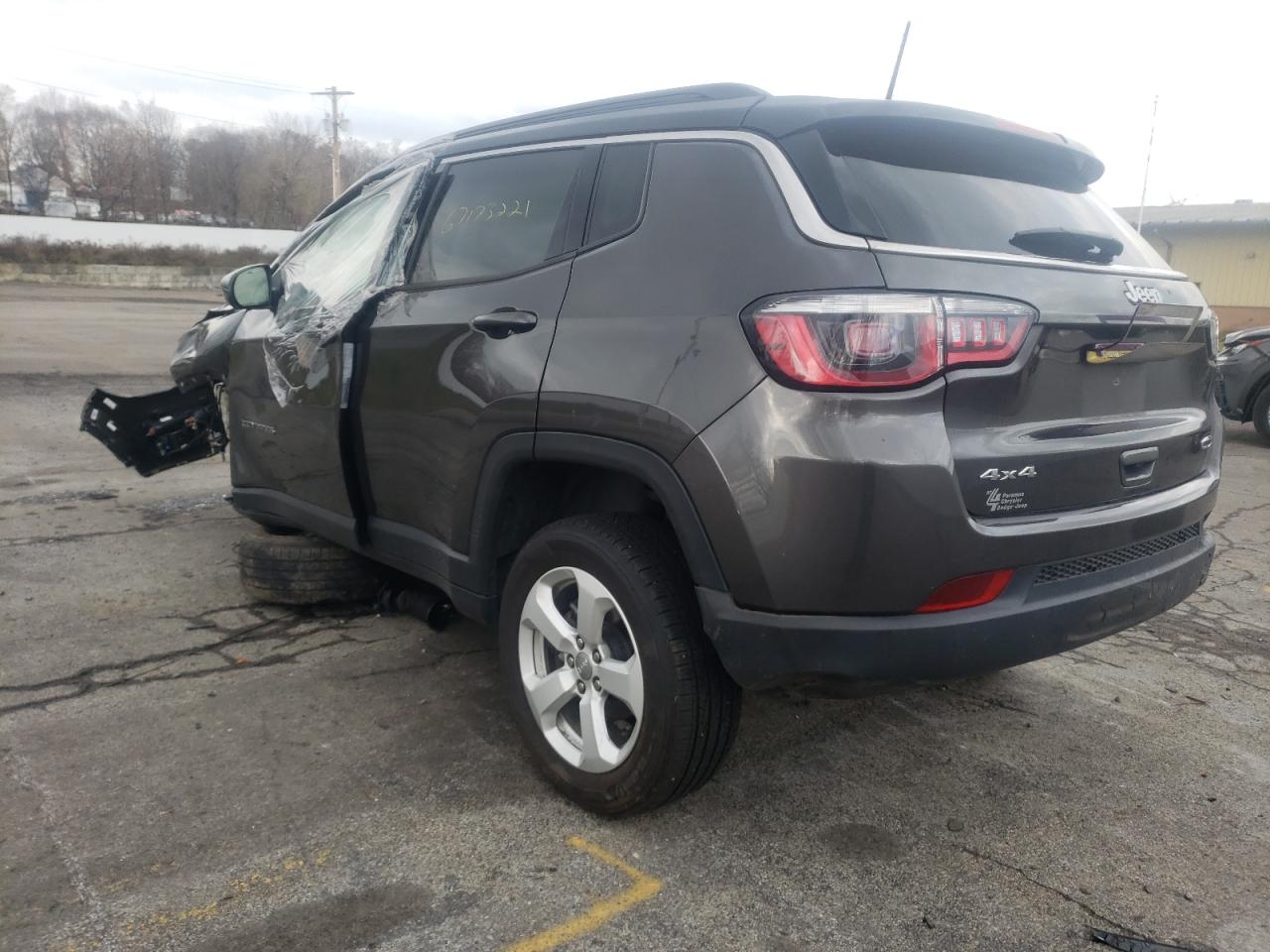 Photo 3 from auction – 2018 JEEP COMPASS LA with VIN 3C4NJDBB0JT232790