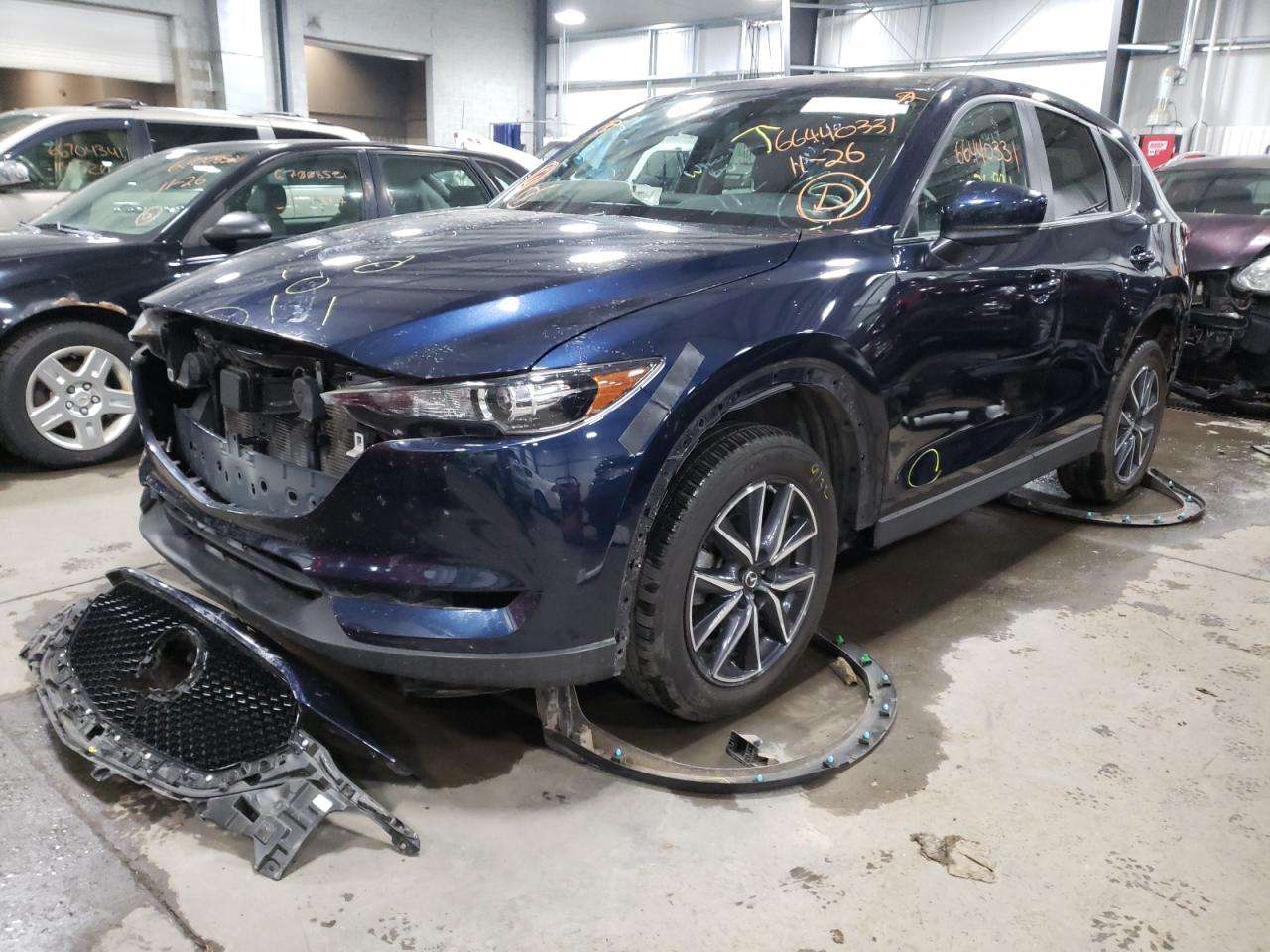 Photo 2 from auction – 2018 MAZDA CX-5 TOURI with VIN JM3KFBCM1J0374885