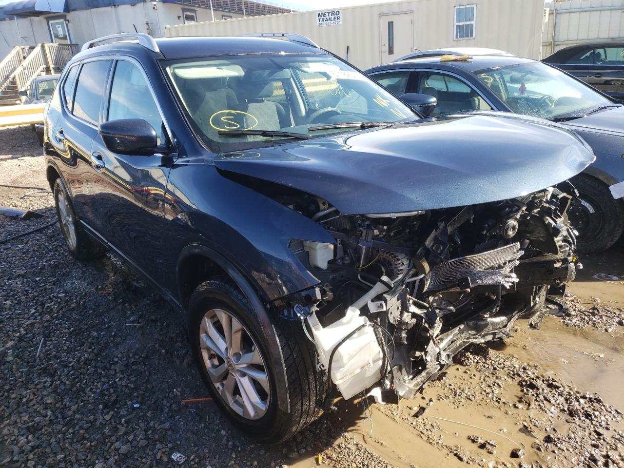 NISSAN ROGUE S 2016 with VIN KNMAT2MT1GP617811 - Photo from auction