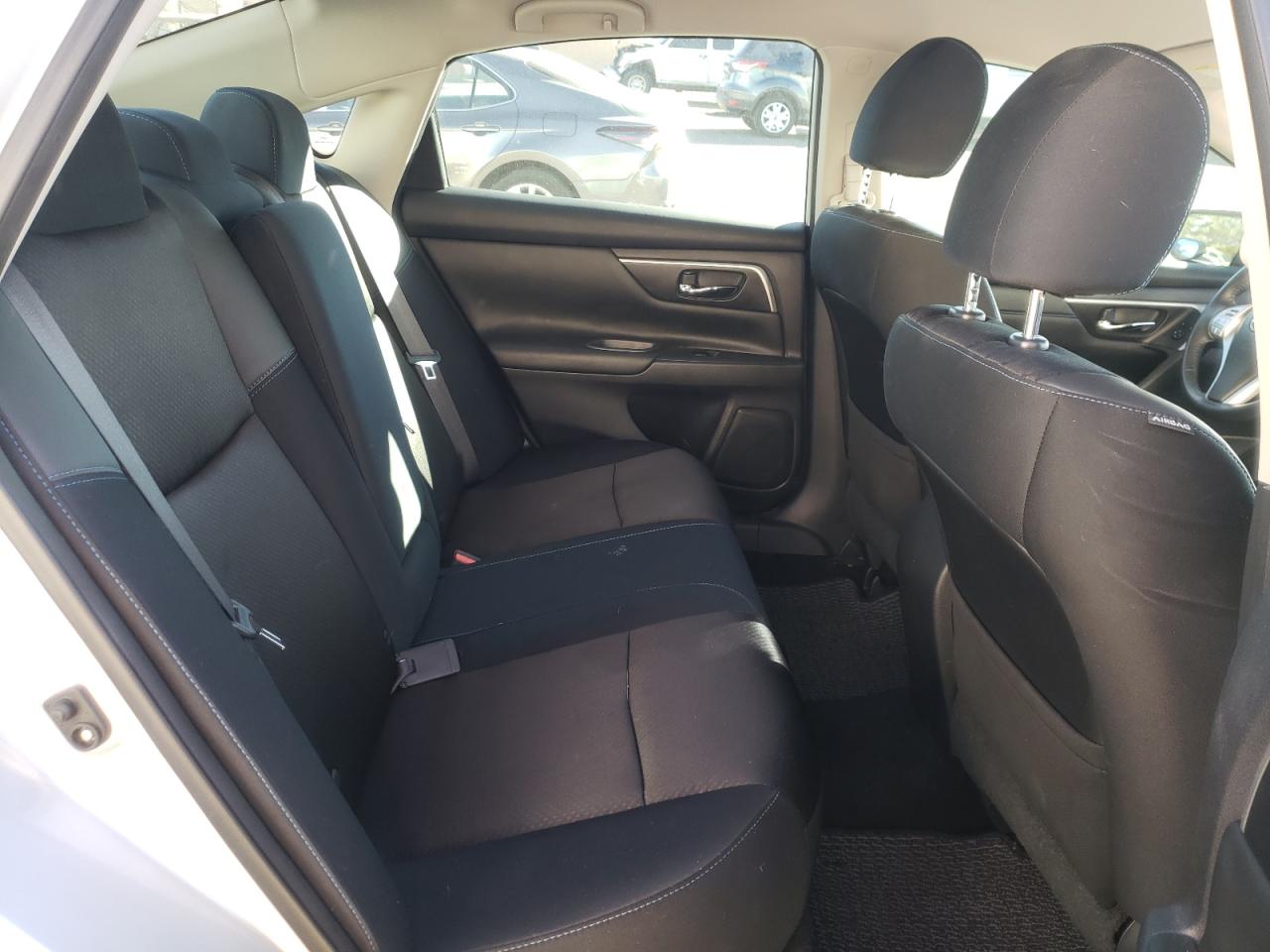 Photo 6 from auction – 2016 NISSAN ALTIMA 2.5 with VIN 1N4AL3AP7GN388677