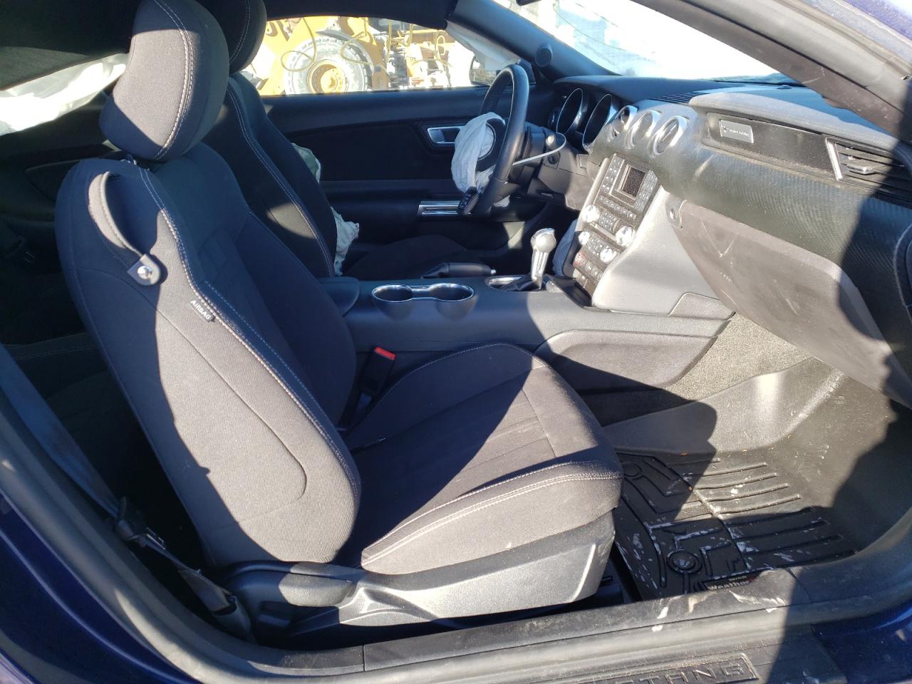 Photo 5 from auction – 2018 FORD MUSTANG with VIN 1FA6P8TH0J5159715