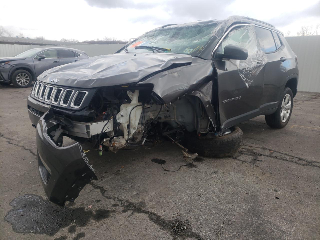 Photo 2 from auction – 2018 JEEP COMPASS LA with VIN 3C4NJDBB0JT232790