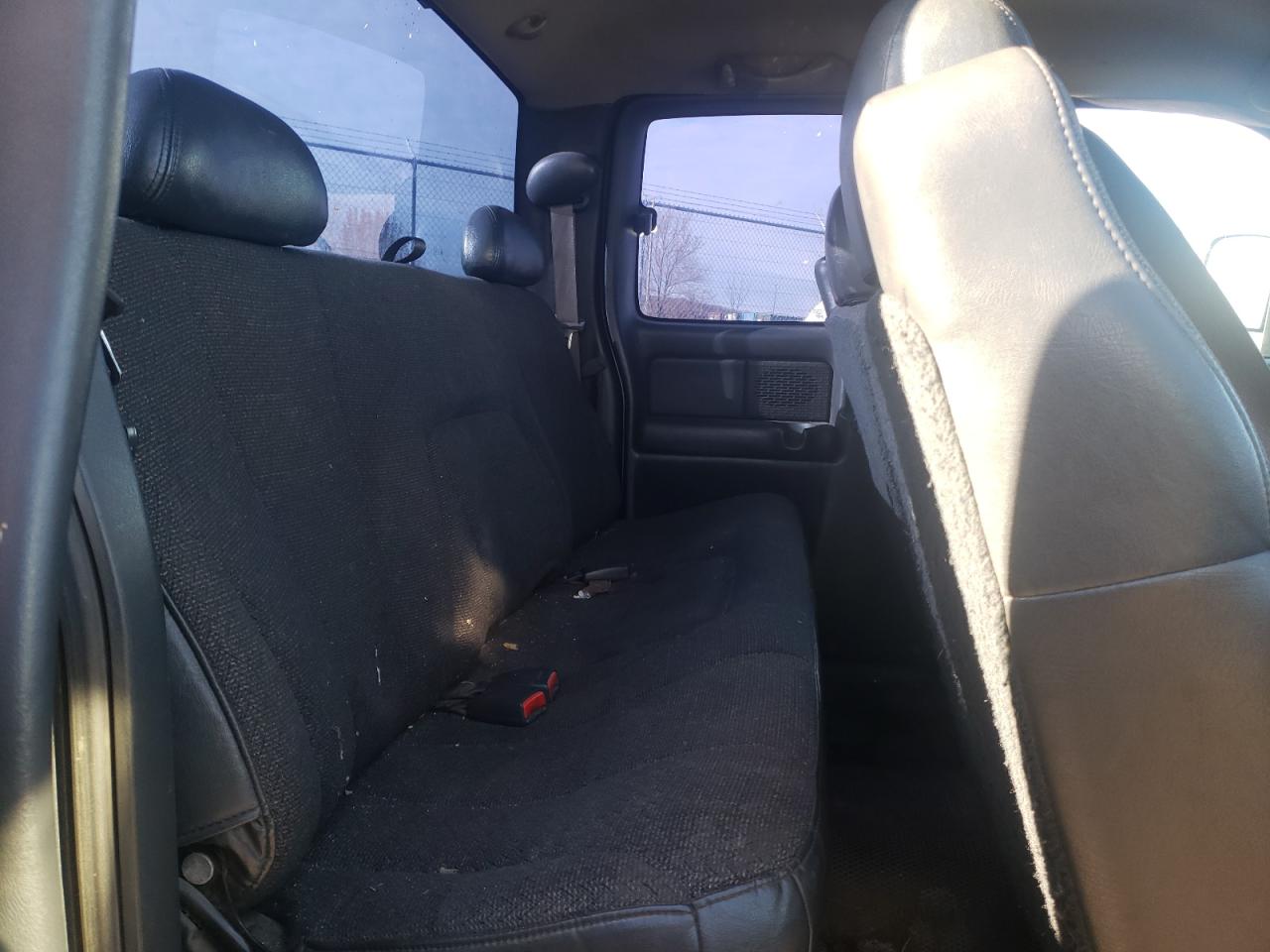 Photo 6 from auction – 2002 CHEVROLET SILVERADO with VIN 1GCEK19V02E203528