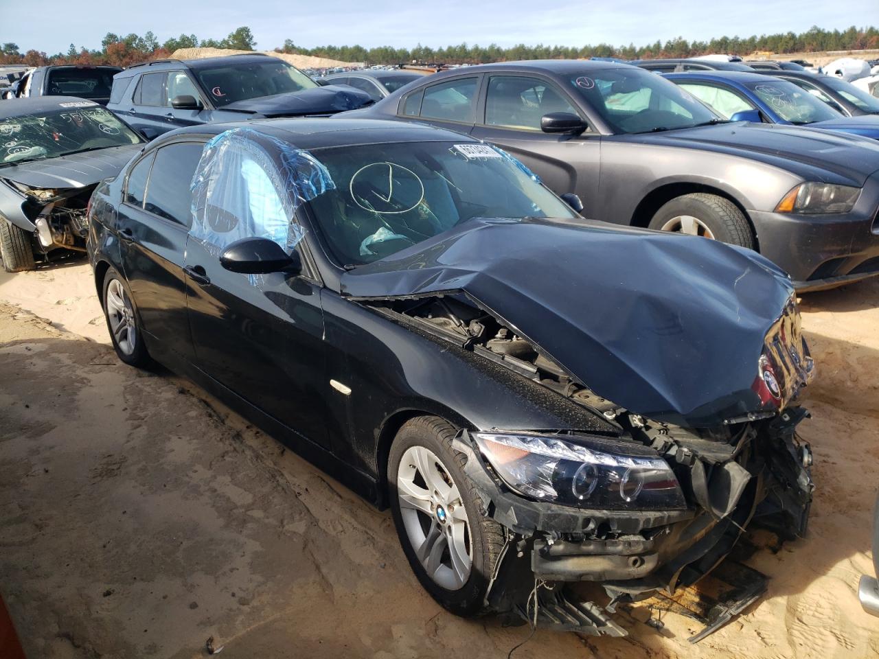 BMW 328 I 2008 with VIN WBAVA37598NL19396 - Photo from auction