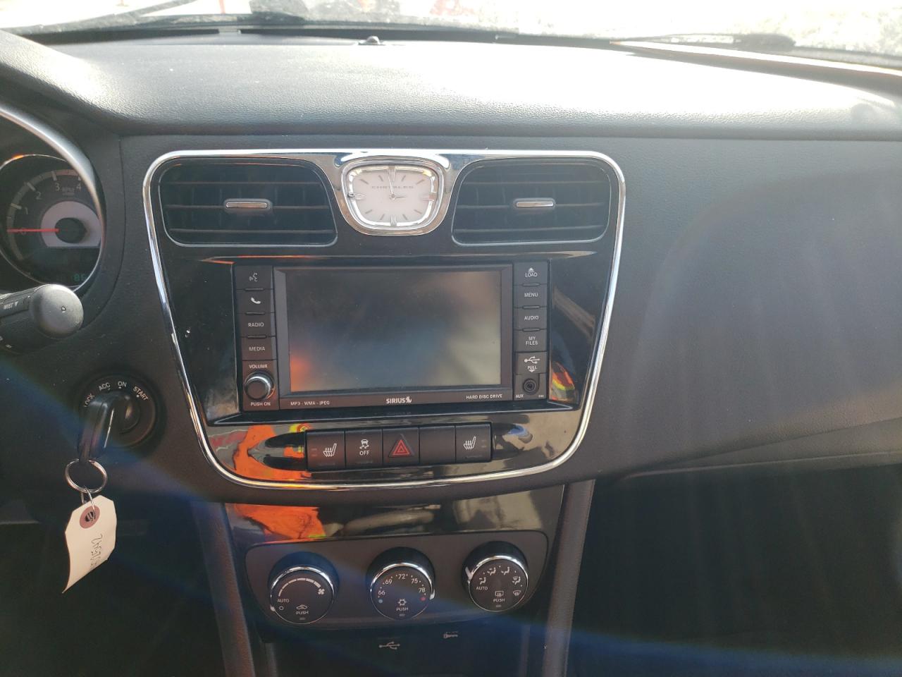 Photo 9 from auction – 2011 CHRYSLER 200 LIMITE with VIN 1C3BC2FG9BN539565