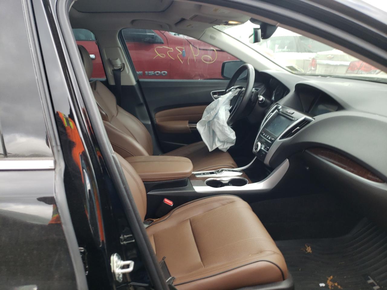 Photo 5 from auction – 2018 ACURA TLX TECH with VIN 19UUB2F59JA002062