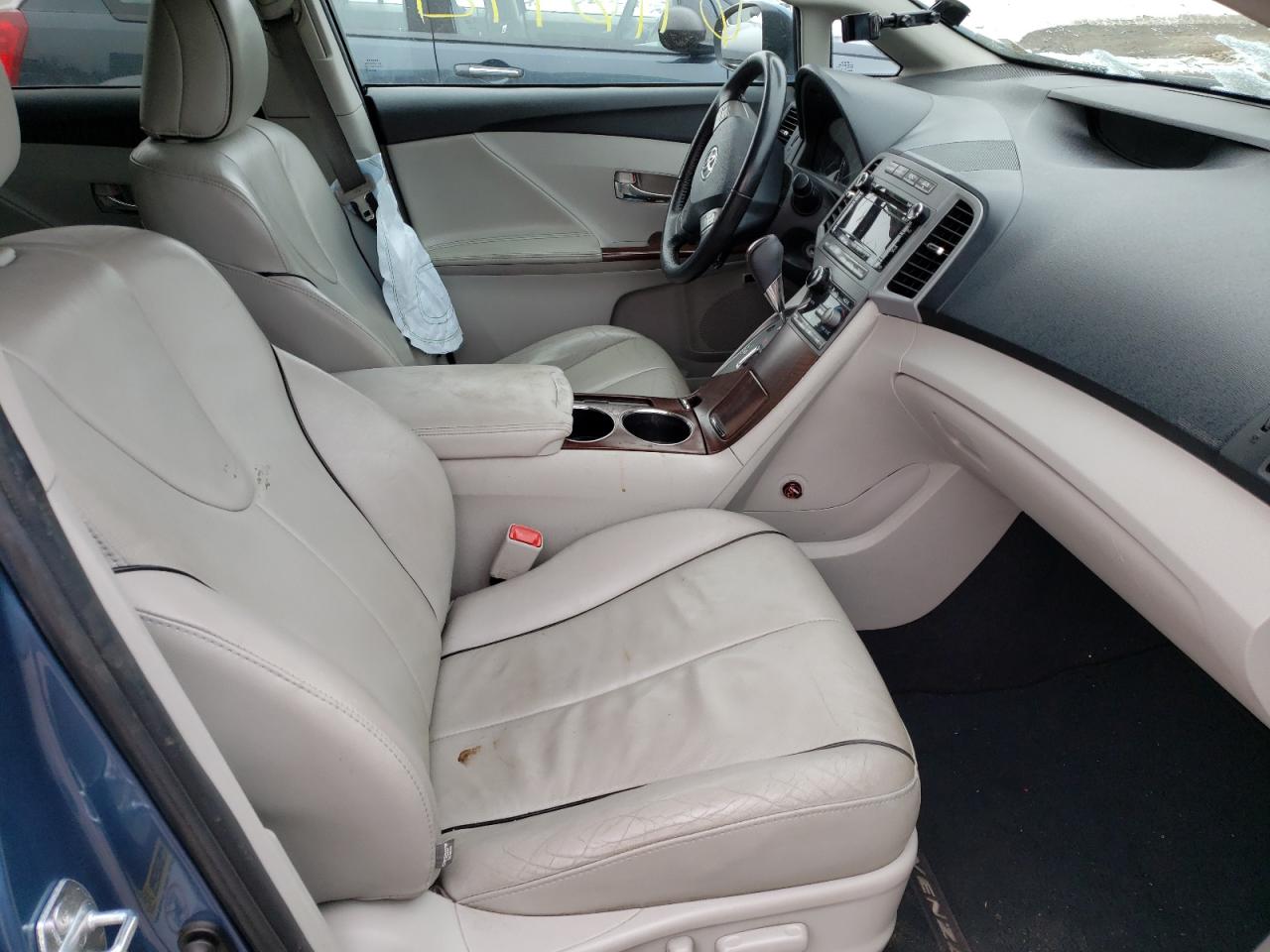 Photo 5 from auction – 2011 TOYOTA VENZA with VIN 4T3ZK3BB9BU038276