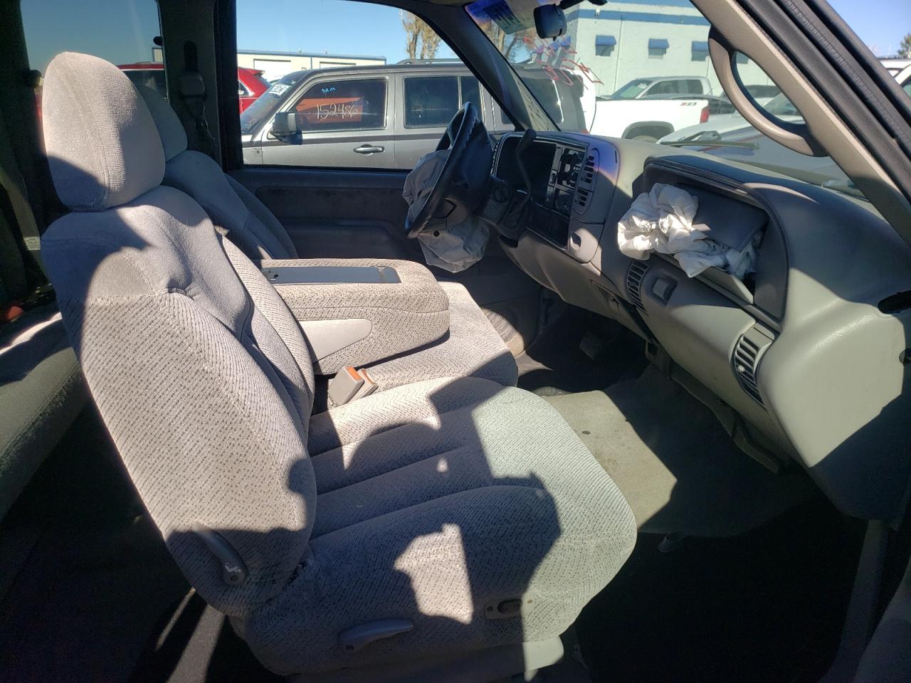 Photo 5 from auction – 1997 CHEVROLET SILVERADO with VIN 2GCEC19R1V1249407