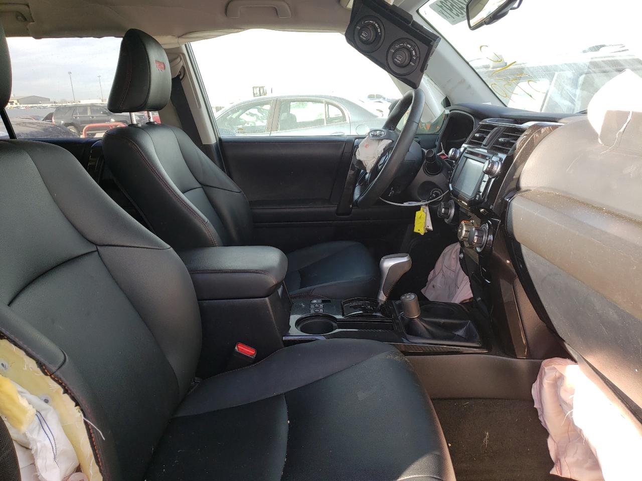 Photo 5 from auction – 2019 TOYOTA 4RUNNER SR with VIN JTEBU5JR4K5705750