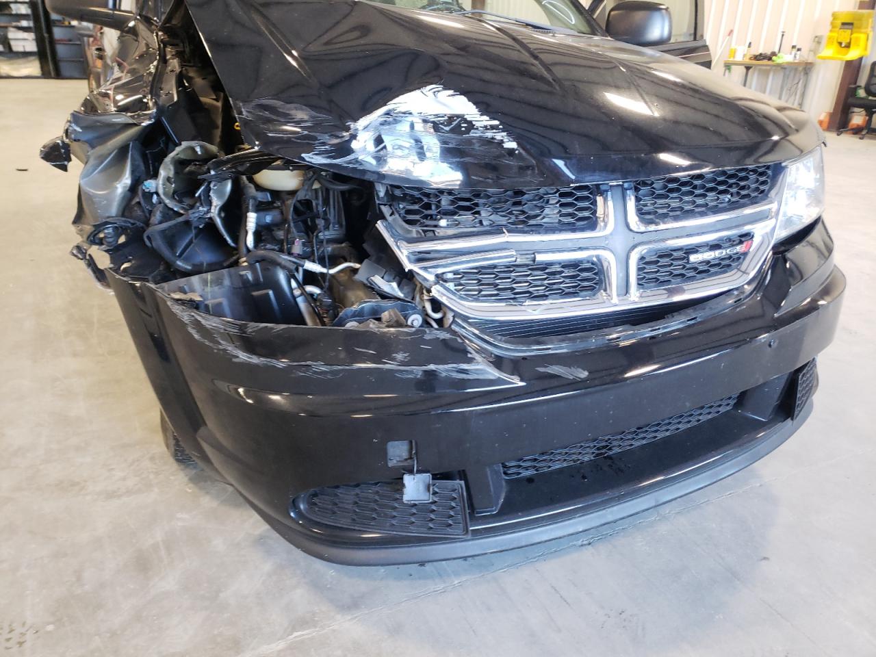Photo 9 from auction – 2015 DODGE JOURNEY SE with VIN 3C4PDCAB5FT720457
