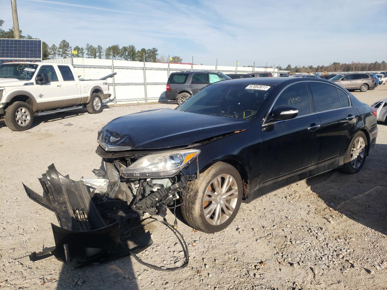 Photo 2 from auction – 2012 HYUNDAI GENESIS 3. with VIN KMHGC4DD6CU189448