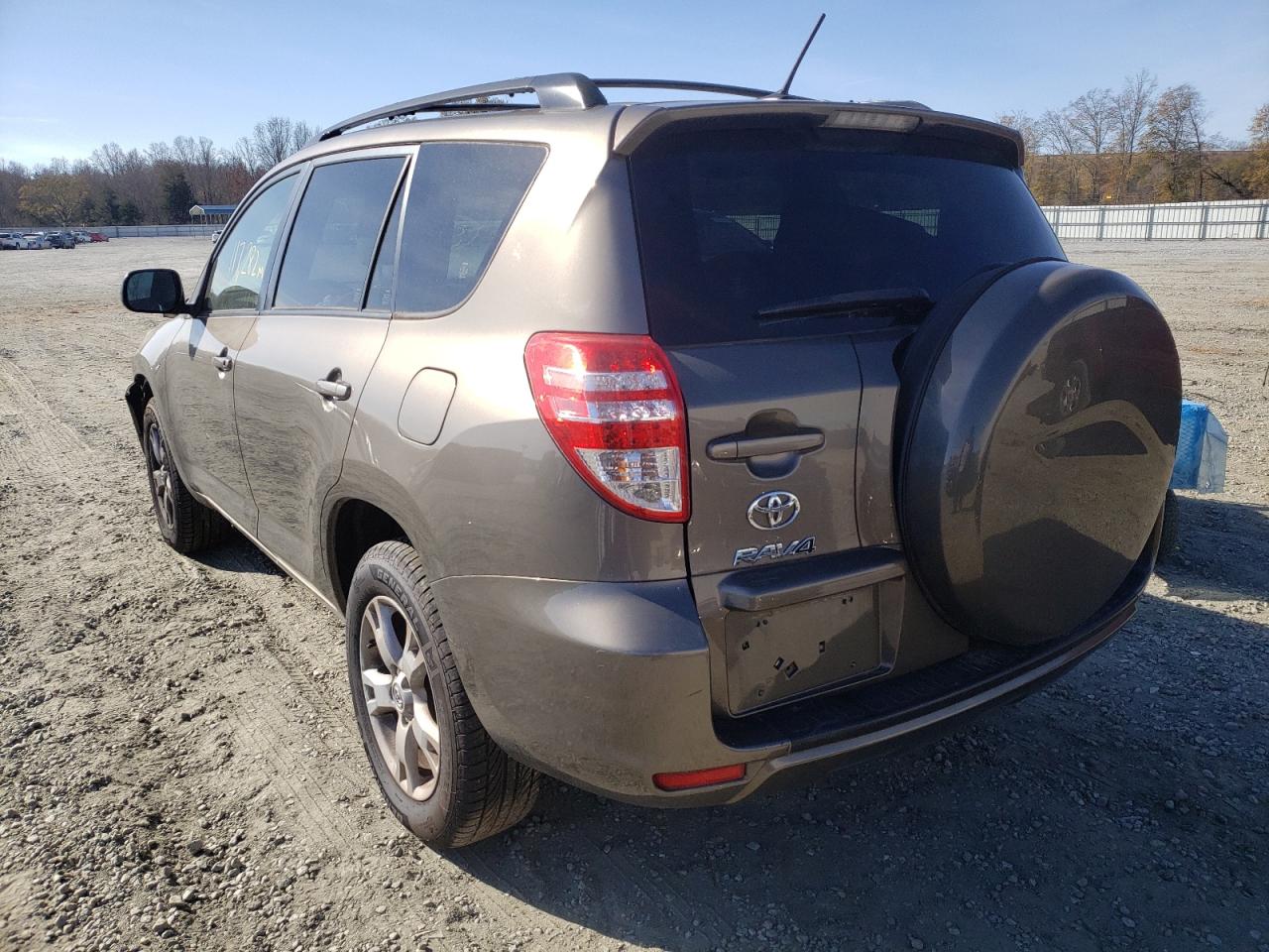 Photo 3 from auction – 2012 TOYOTA RAV4 with VIN JTMBF4DV4C5055921