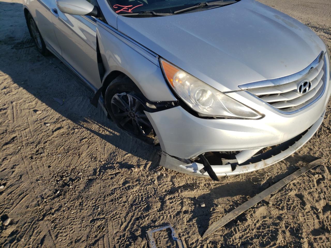 Photo 9 from auction – 2013 HYUNDAI SONATA GLS with VIN 5NPEB4AC4DH726498