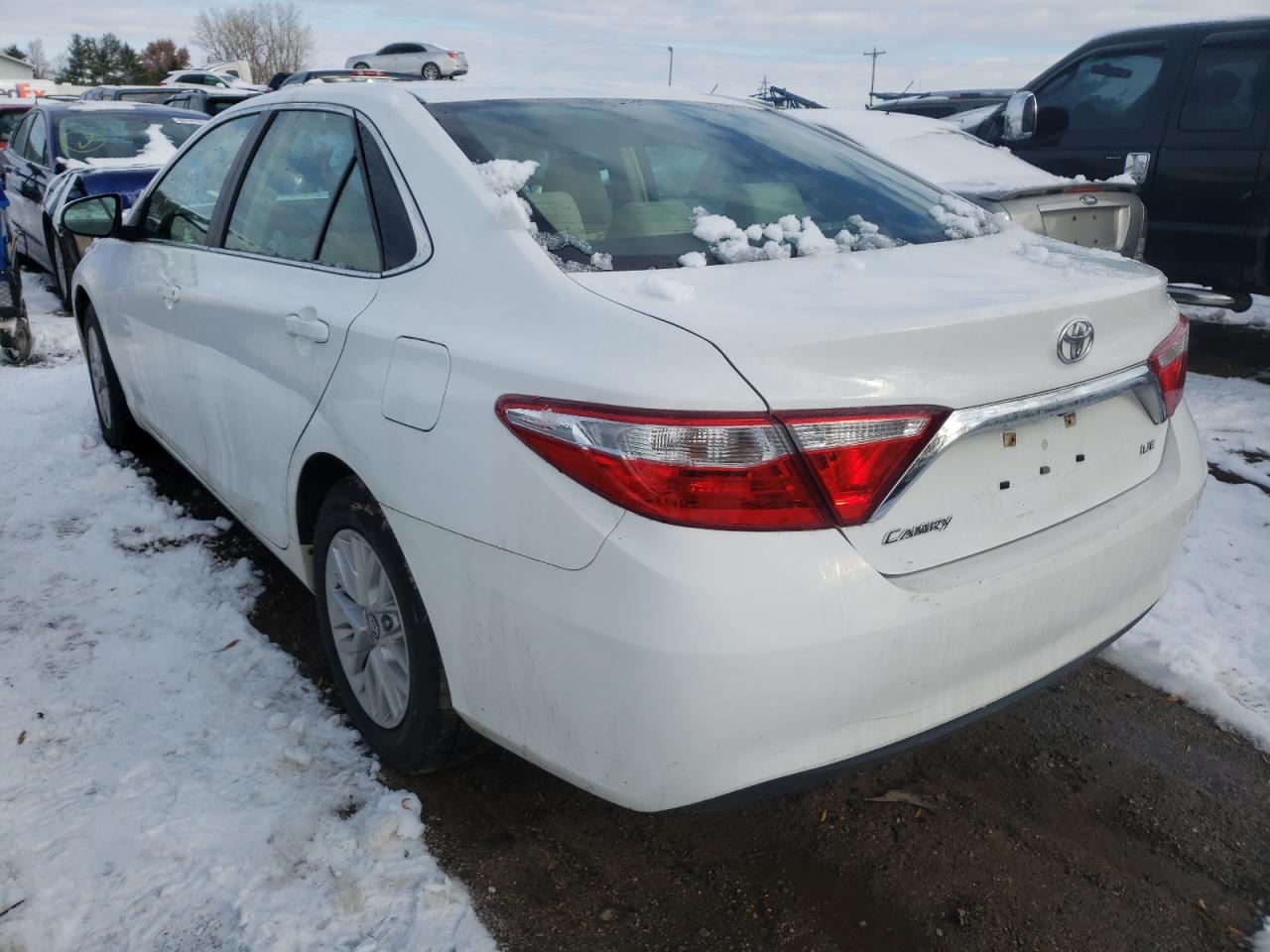Photo 3 from auction – 2016 TOYOTA CAMRY LE with VIN 4T1BF1FK3GU227557