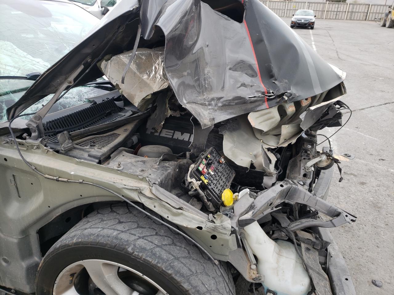 Photo 9 from auction – 2018 DODGE CHALLENGER with VIN 2C3CDZBTXJH232636