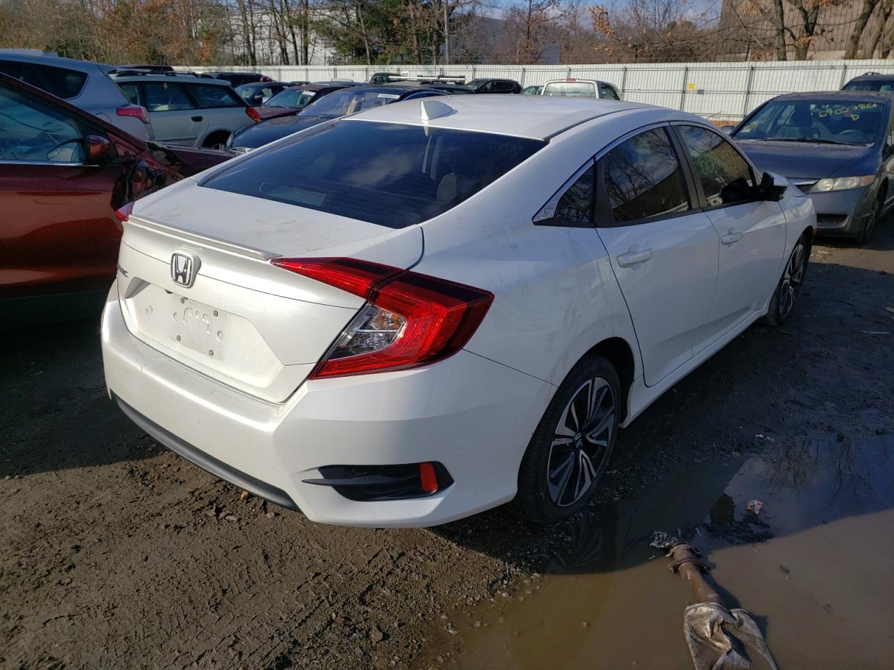 Photo 4 from auction – 2016 HONDA CIVIC EX with VIN 19XFC1F3XGE222765
