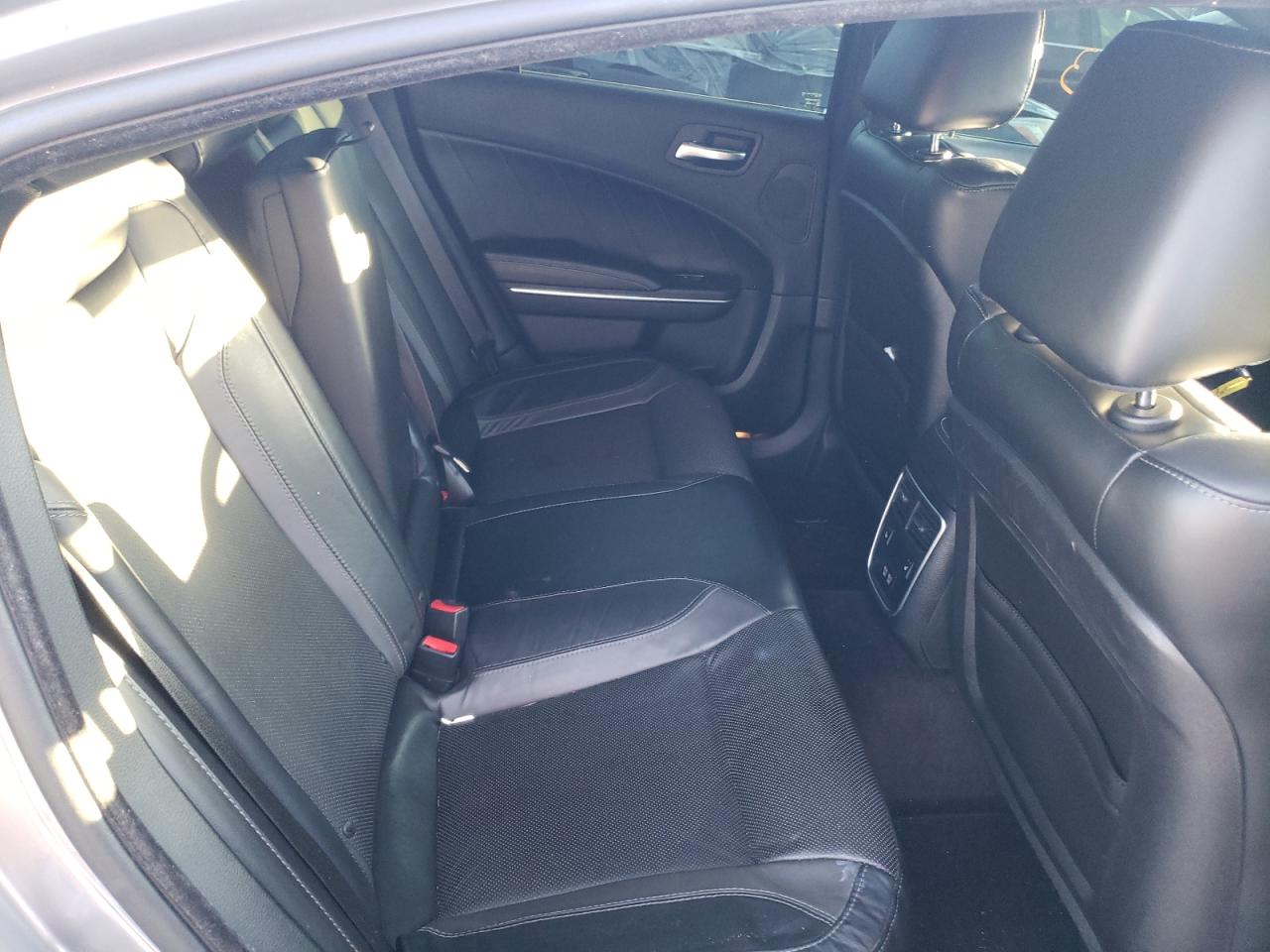 Photo 6 from auction – 2018 DODGE CHARGER SX with VIN 2C3CDXHG9JH157586