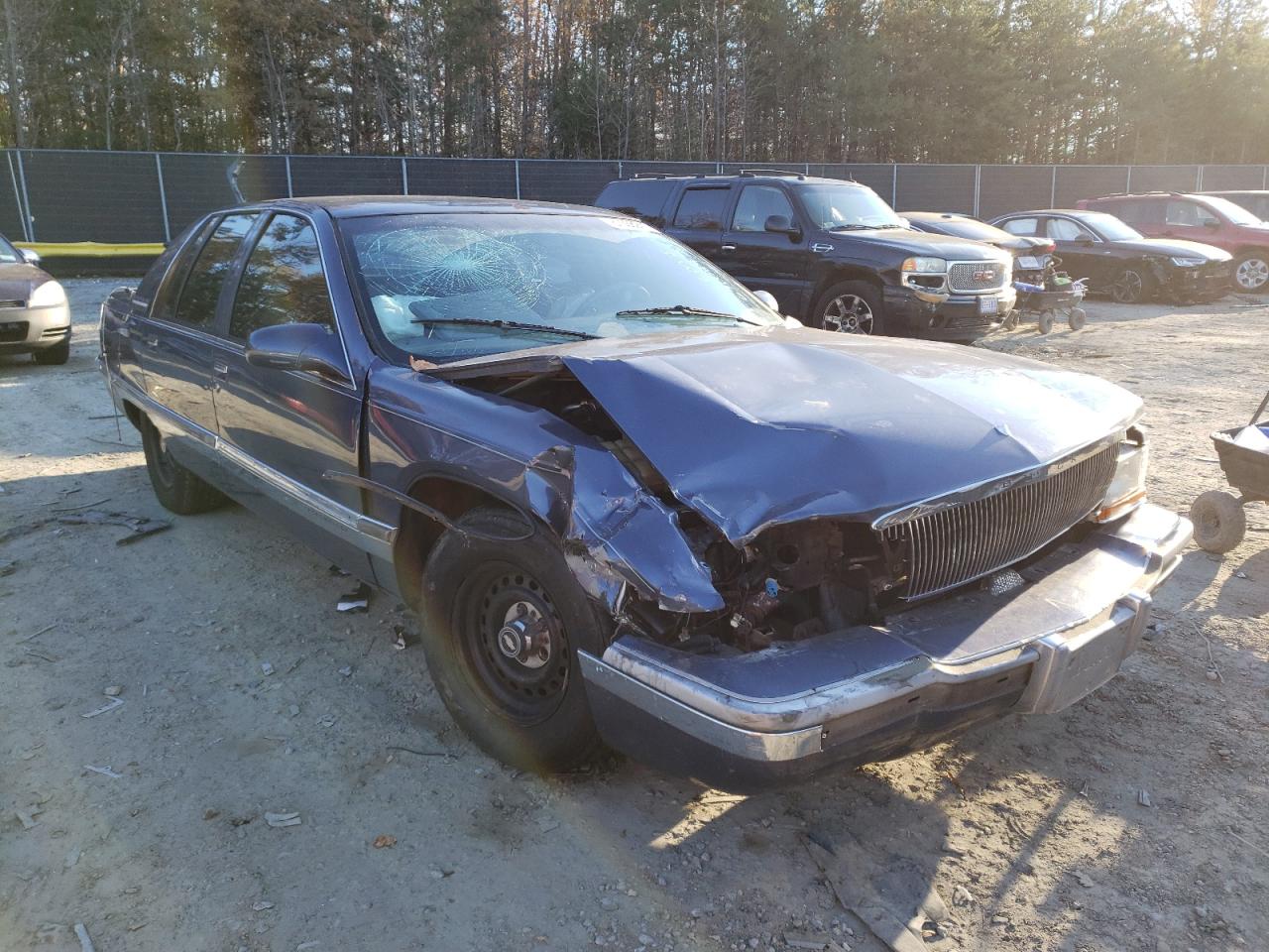 BUICK ROADMASTER 1995 with VIN 1G4BN52PXSR407271 - Photo from auction