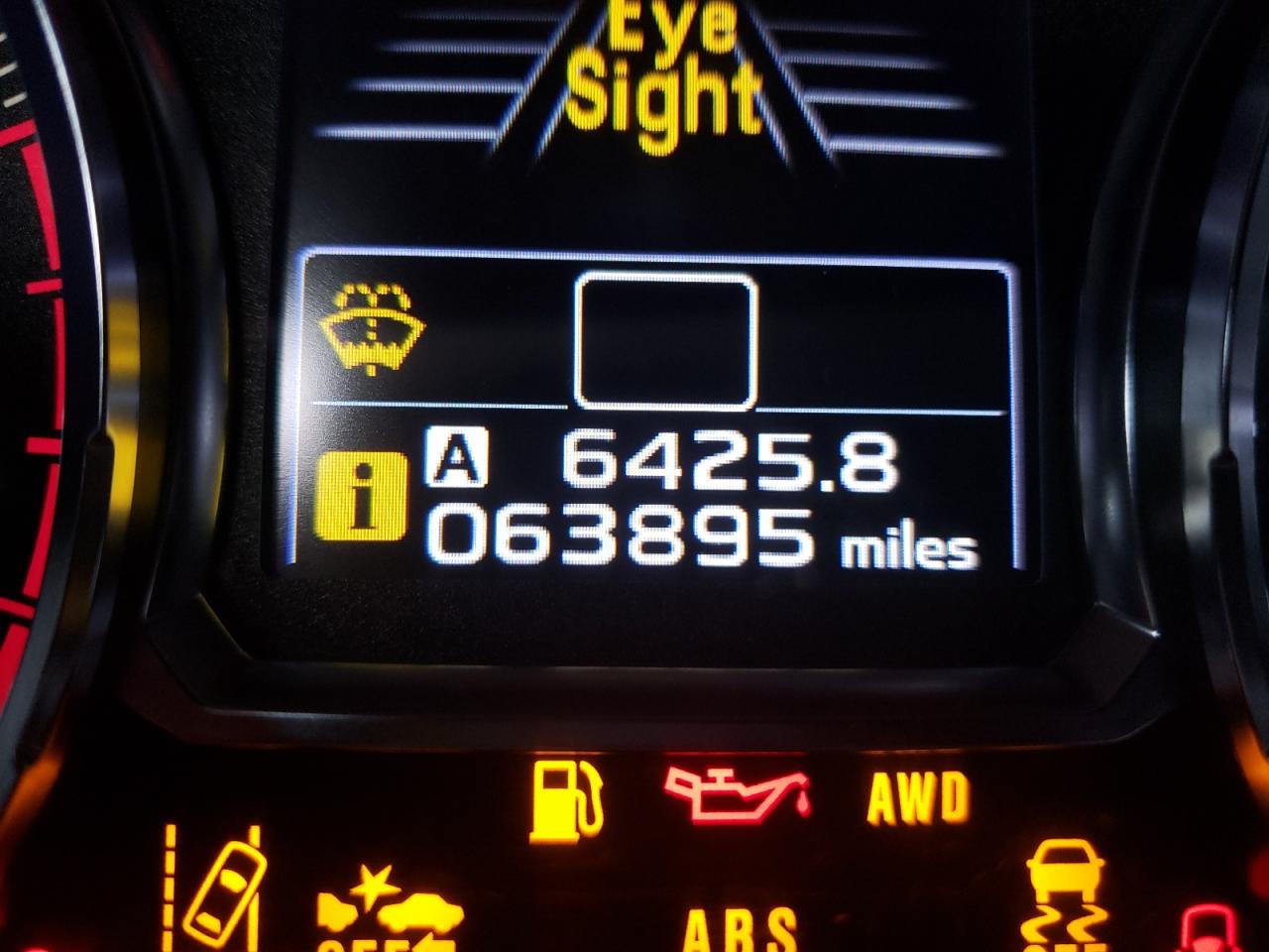 Photo 8 from auction – 2017 SUBARU FORESTER 2 with VIN JF2SJARC1HH585548