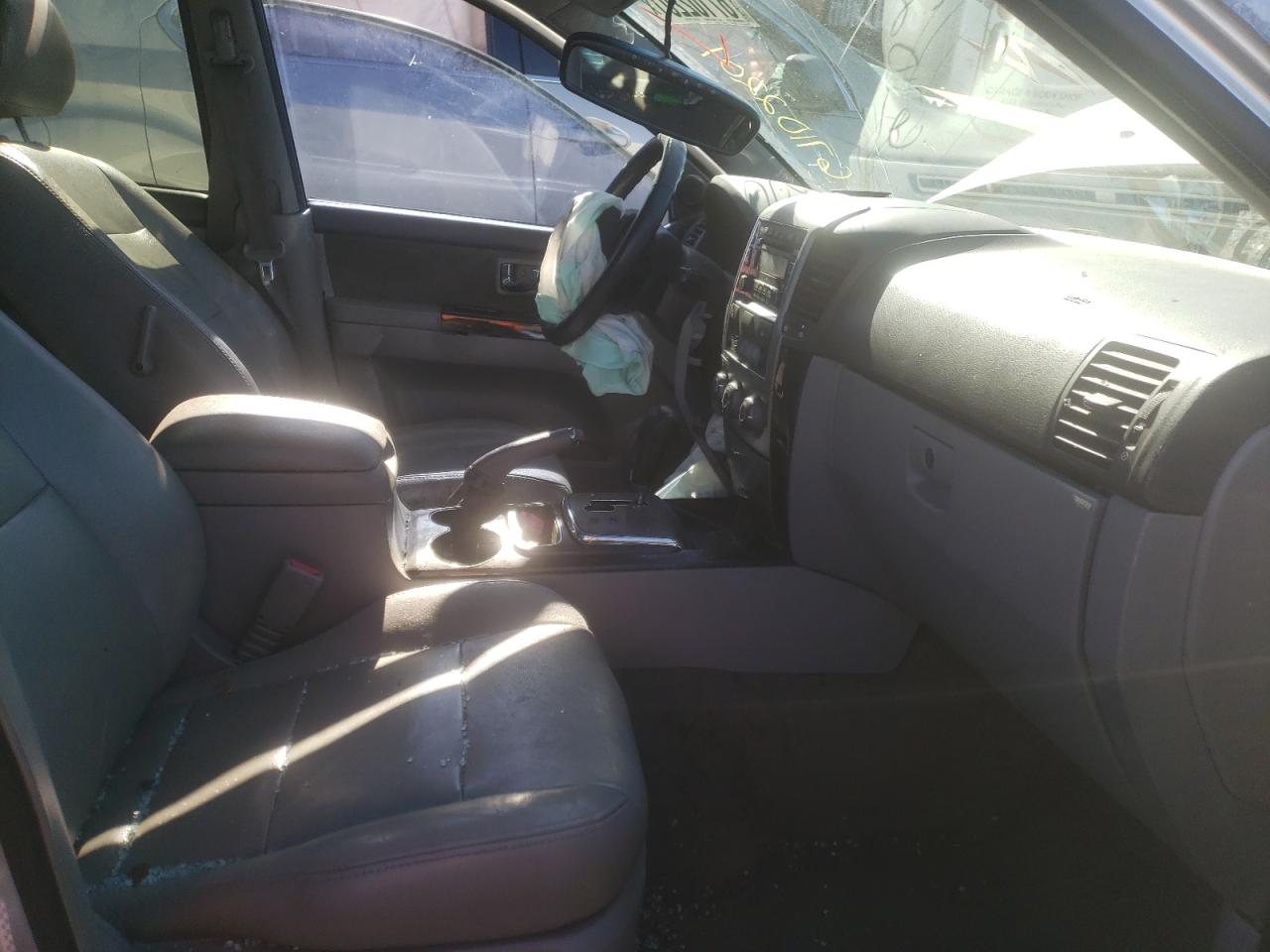 Photo 5 from auction – 2008 KIA SORENTO EX with VIN KNDJD736485843425