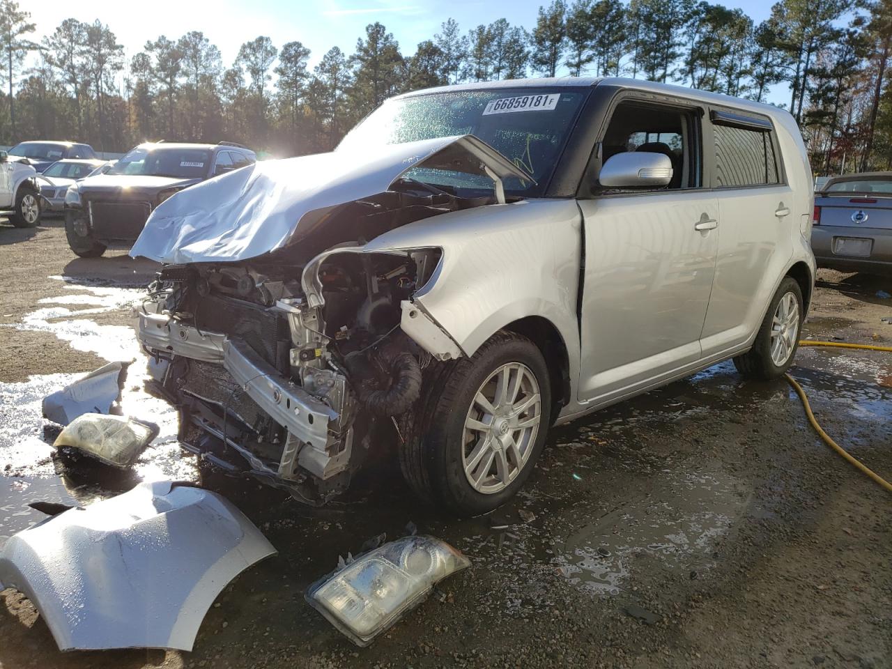 Photo 2 from auction – 2011 TOYOTA SCION XB with VIN JTLZE4FE3B1127345