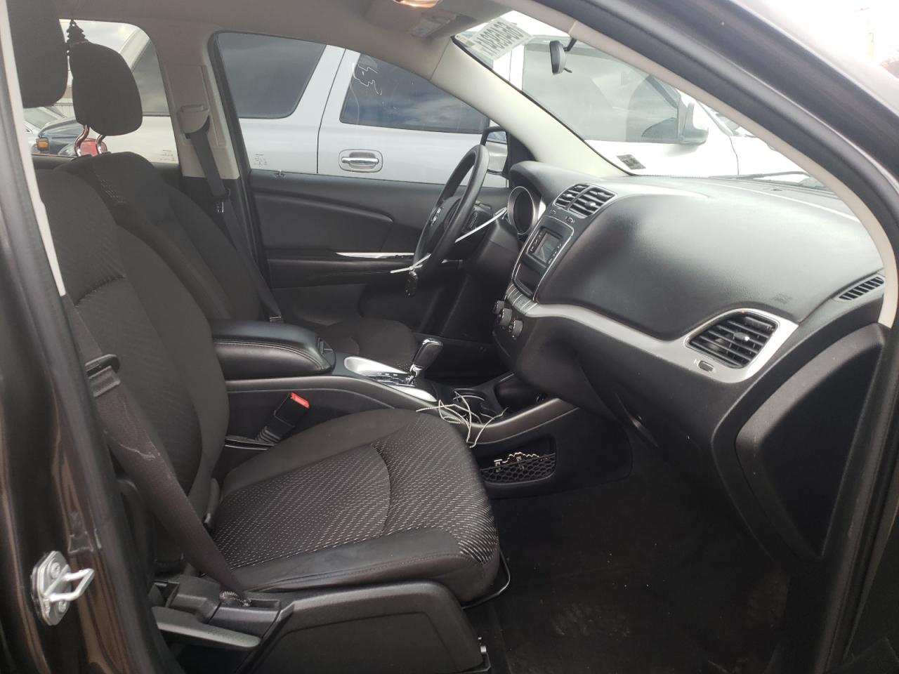 Photo 5 from auction – 2017 DODGE JOURNEY SX with VIN 3C4PDCBG7HT515977