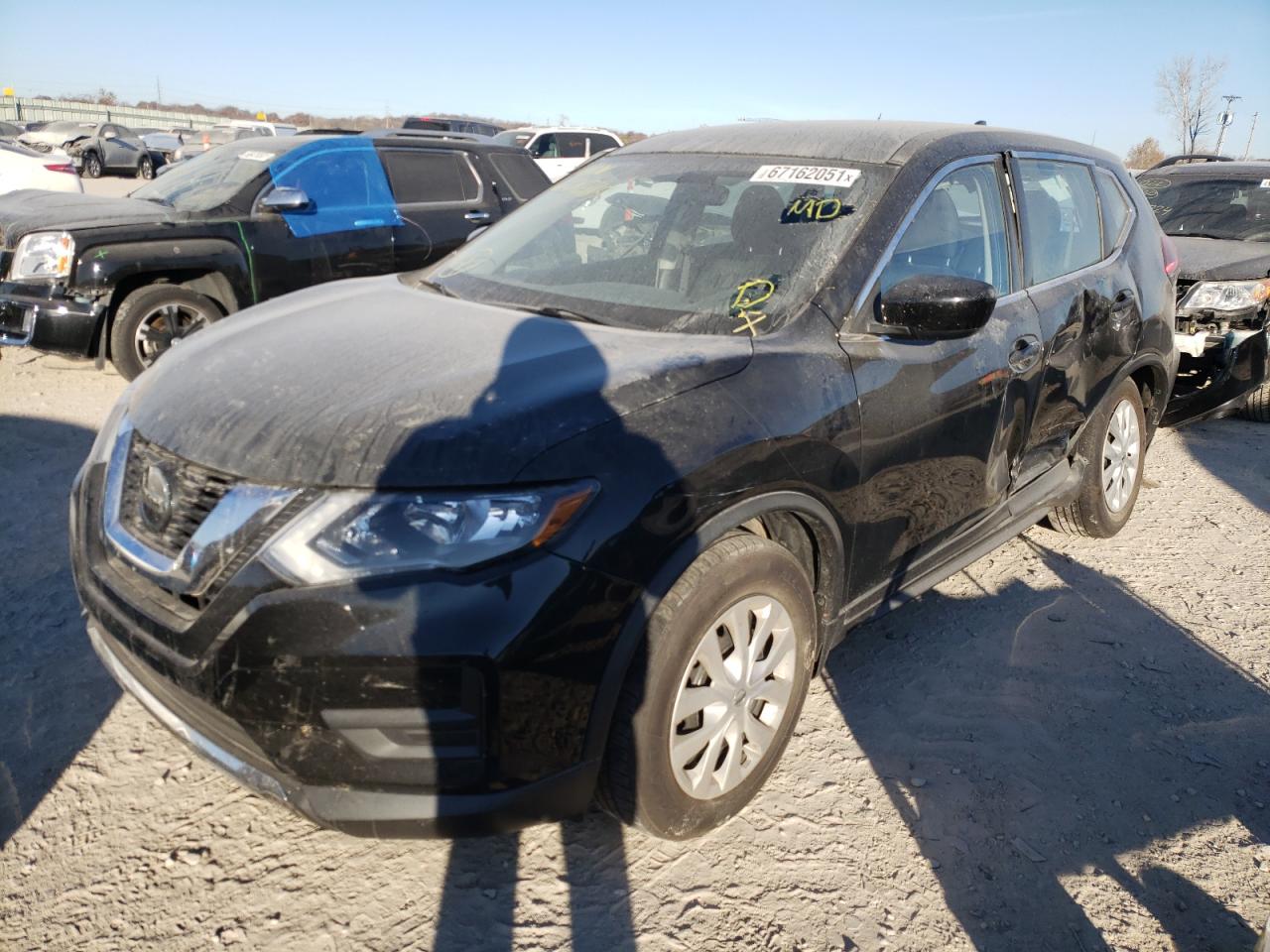 Photo 2 from auction – 2018 NISSAN ROGUE S with VIN KNMAT2MT1JP606119