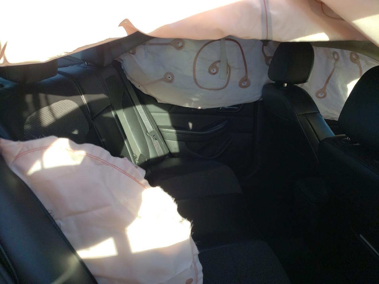 Photo 6 from auction – 2015 CHEVROLET MALIBU 1LT with VIN 1G11C5SL9FF107790