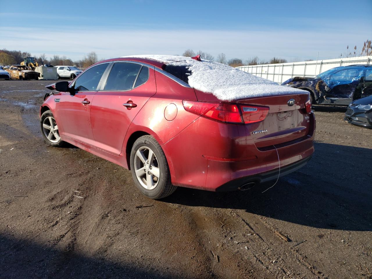 Photo 3 from auction – 2015 KIA OPTIMA with VIN 5XXGM4A73FG356276