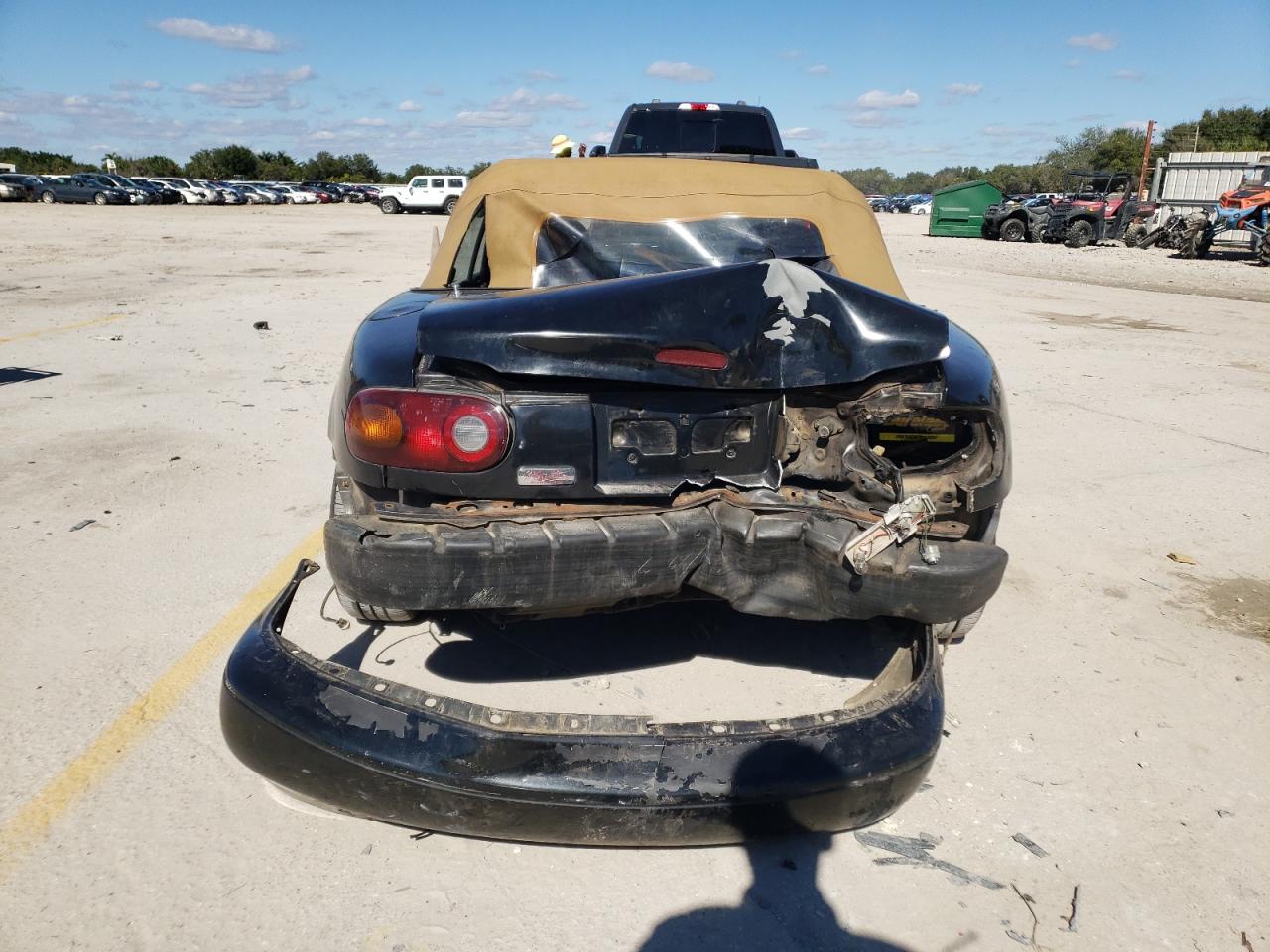 Photo 6 from auction – 1996 MAZDA MX-5 MIATA with VIN JM1NA3531T0703876