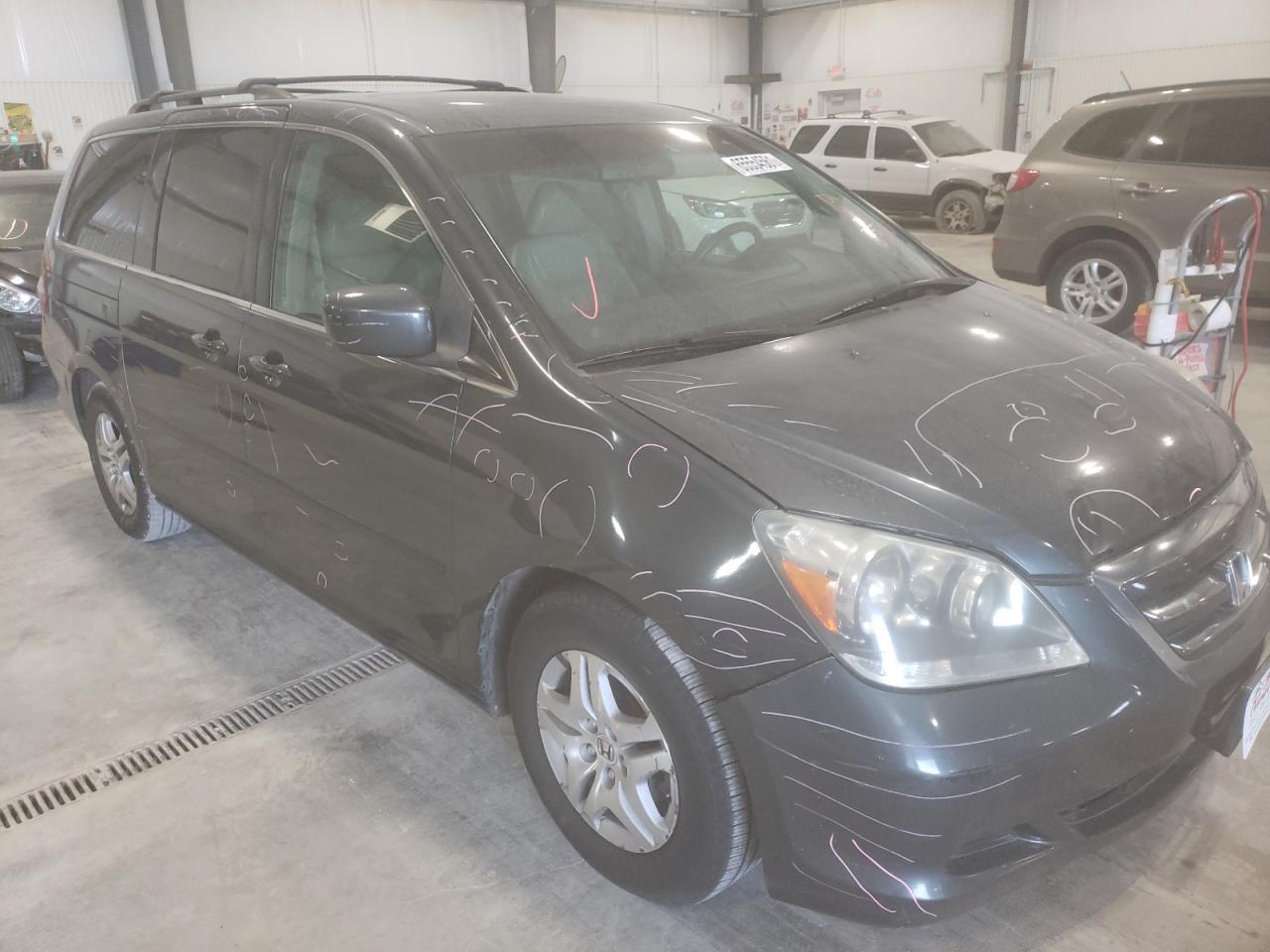 Photo 9 from auction – 2005 HONDA ODYSSEY EX with VIN 5FNRL38755B135324