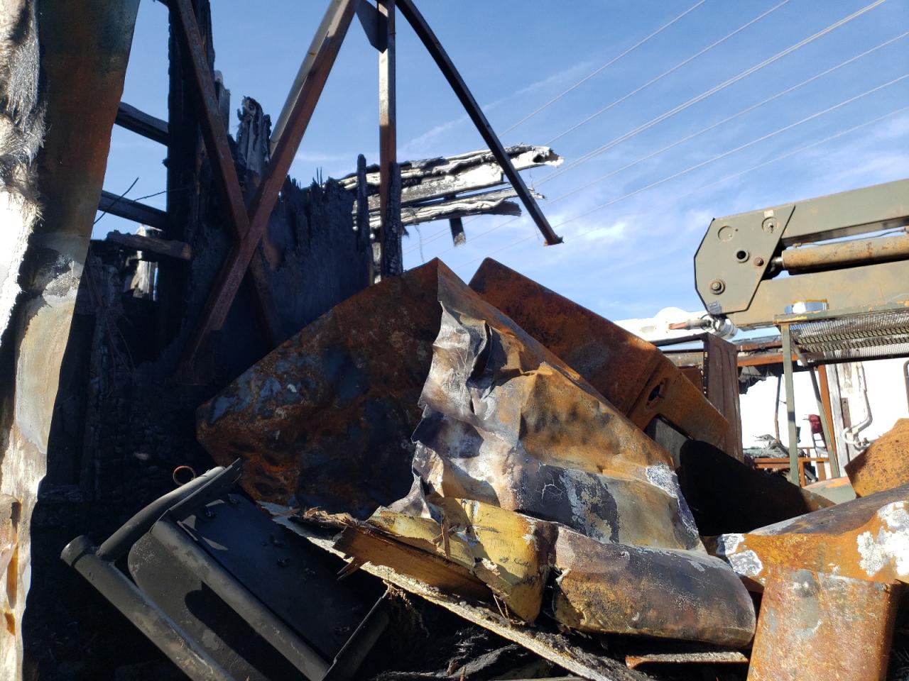 Photo 6 from auction – 2014 FREIGHTLINER CHASSIS with VIN 4UZACGCY9ECFV2106