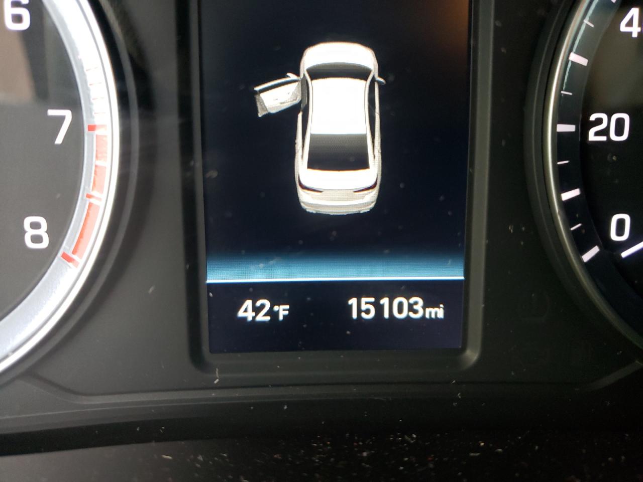 Photo 8 from auction – 2019 HYUNDAI SONATA LIM with VIN 5NPE34AF3KH811630