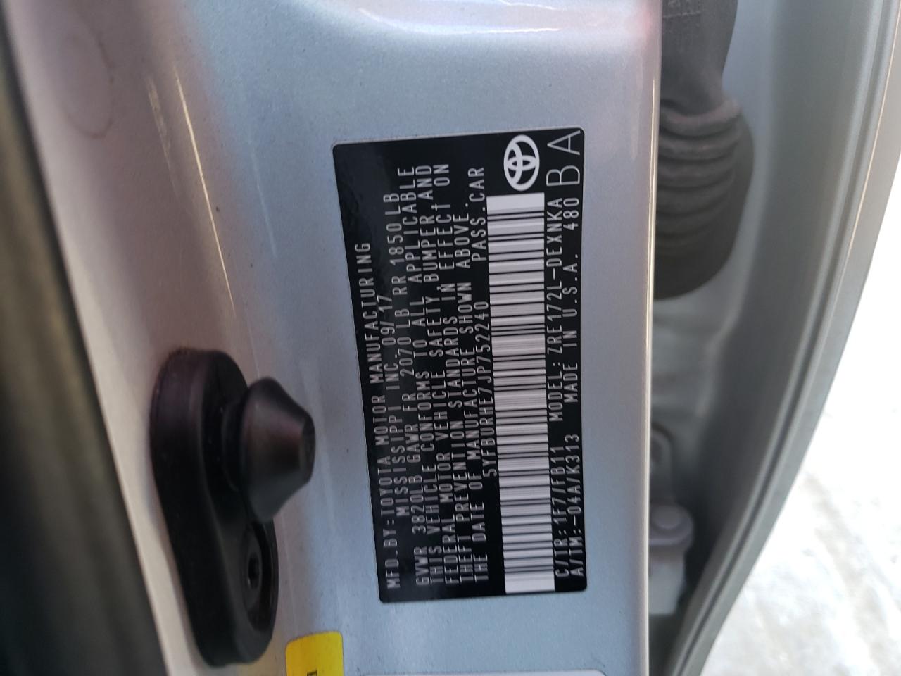 Photo 10 from auction – 2018 TOYOTA COROLLA L with VIN 5YFBURHE7JP752240