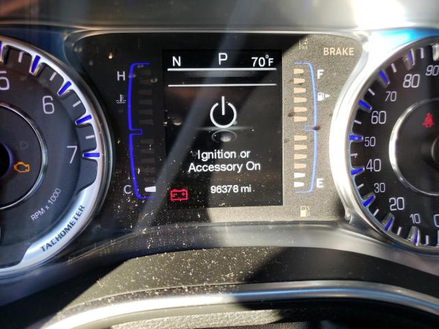Photo 8 from auction – 2015 CHRYSLER 200 LIMITE with VIN 1C3CCCAB8FN674841