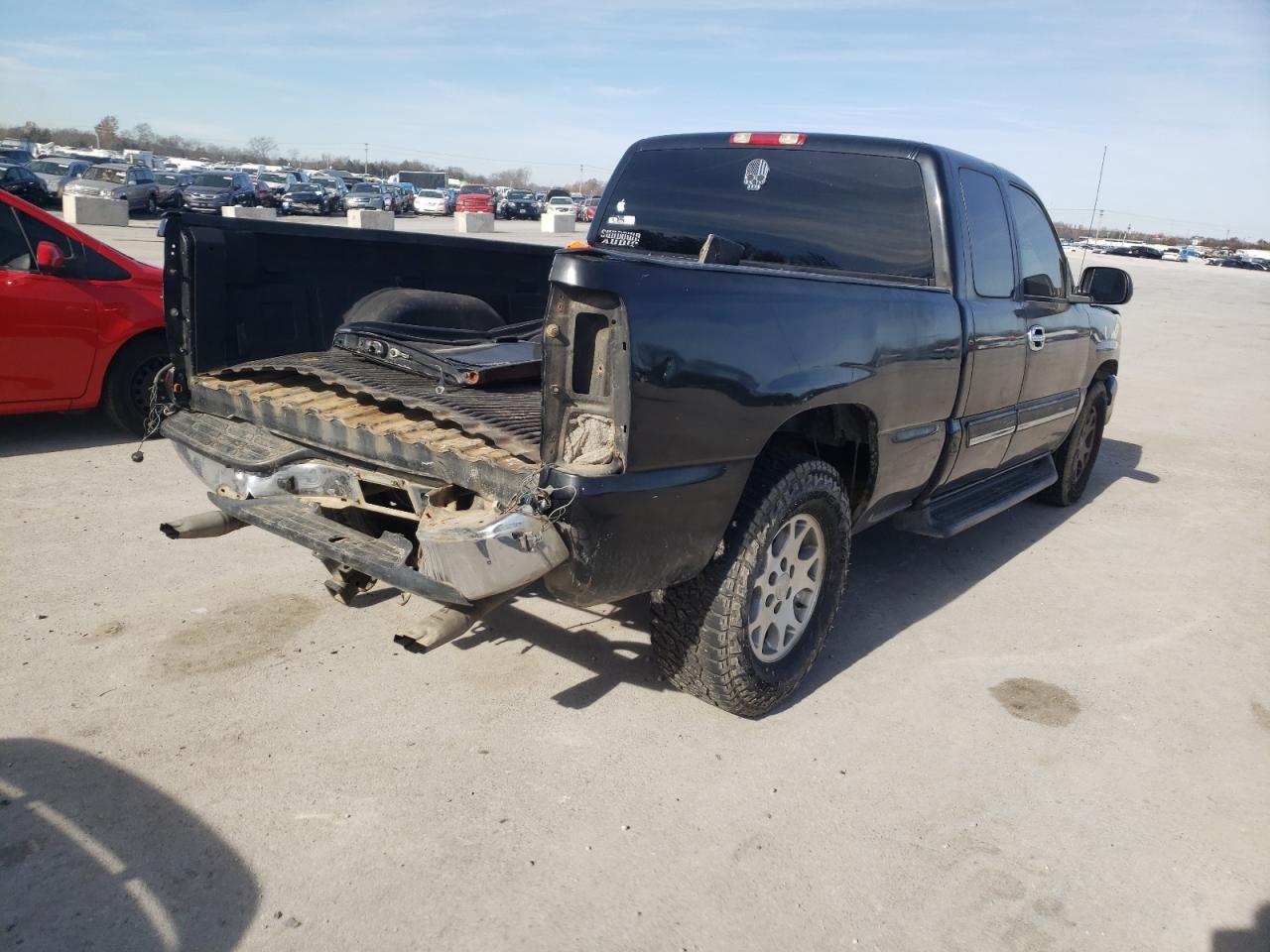 Photo 4 from auction – 2003 CHEVROLET SILVERADO with VIN 2GCEC19V131299735