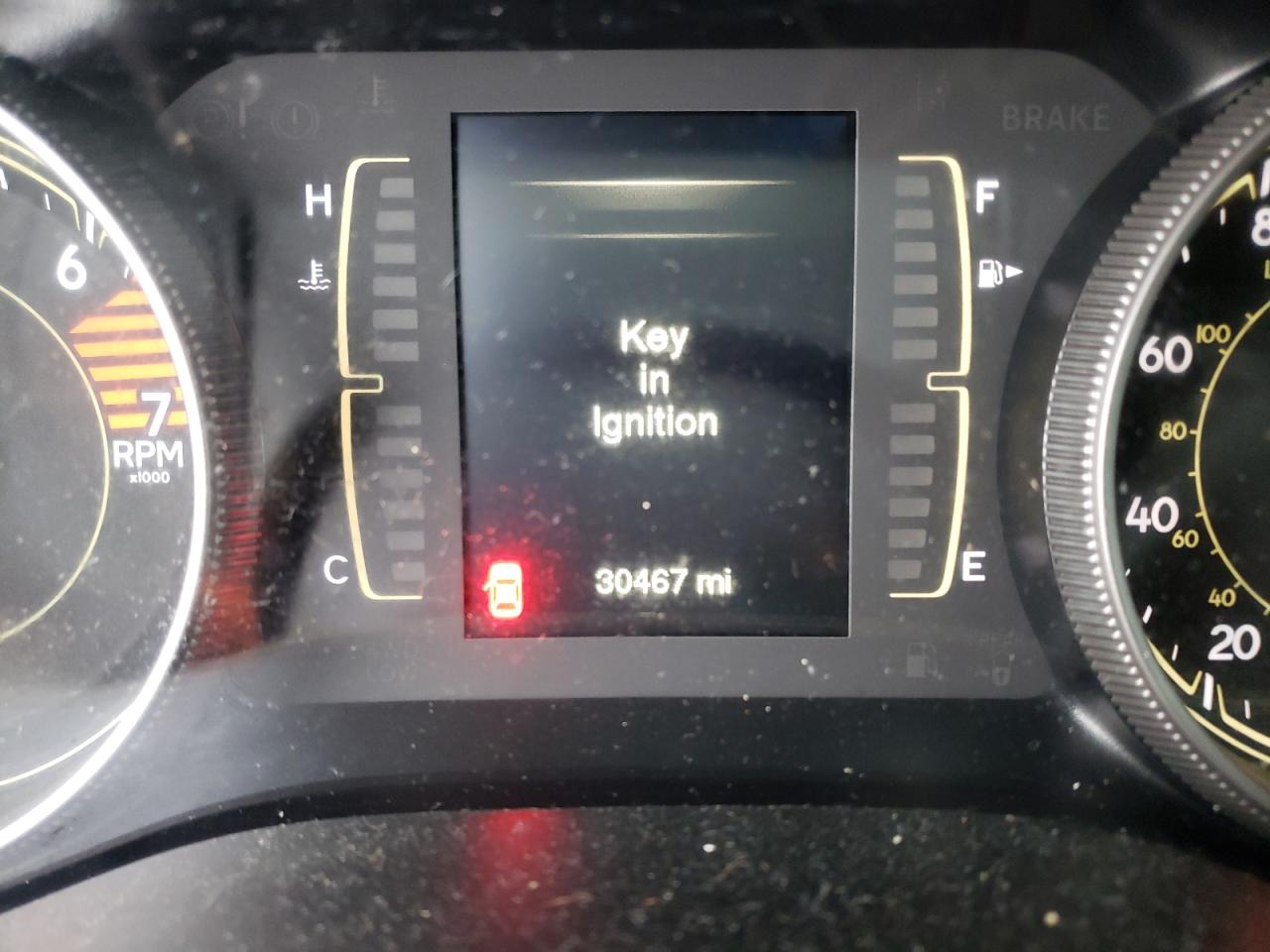 Photo 8 from auction – 2018 JEEP CHEROKEE L with VIN 1C4PJMCB3JD575154