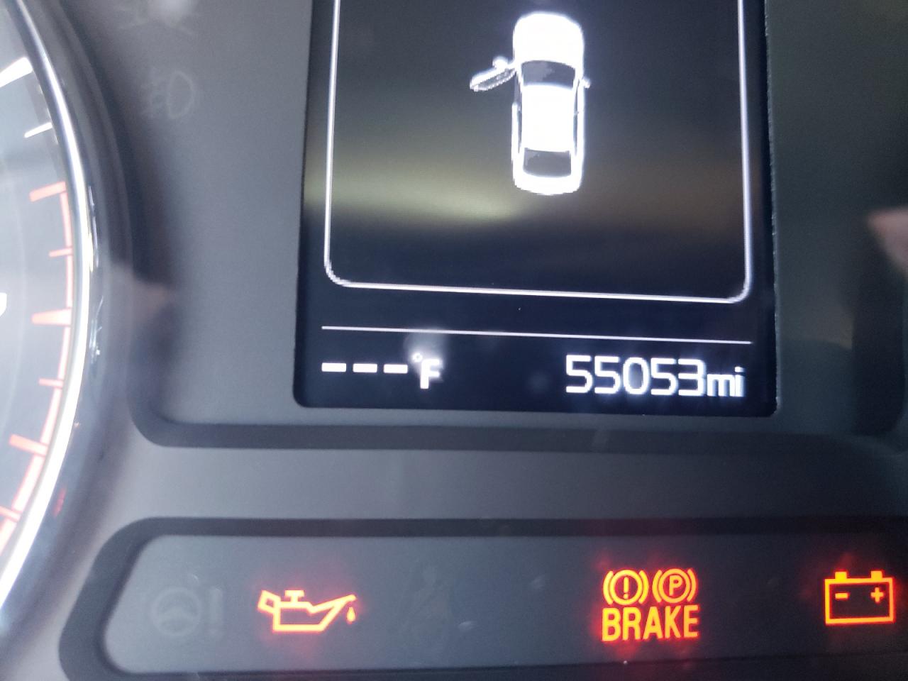 Photo 8 from auction – 2018 KIA FORTE LX with VIN 3KPFK4A77JE273663