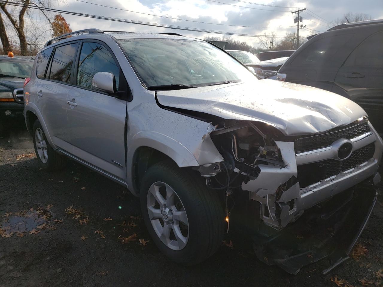 TOYOTA RAV4 LIMIT 2012 with VIN 2T3DF4DV5CW232333 - Photo from auction