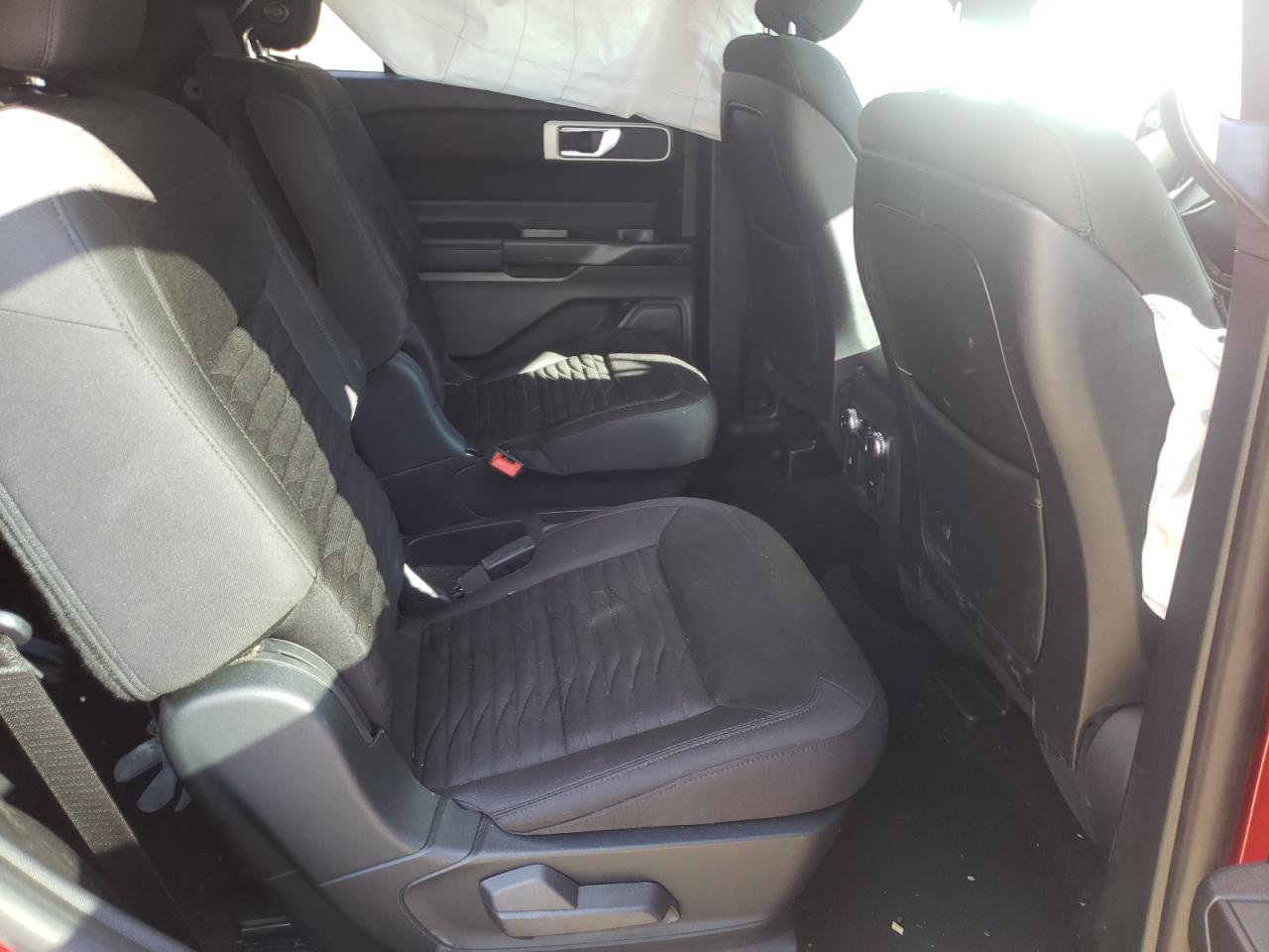 Photo 6 from auction – 2020 FORD EXPLORER X with VIN 1FMSK8DH9LGA11636