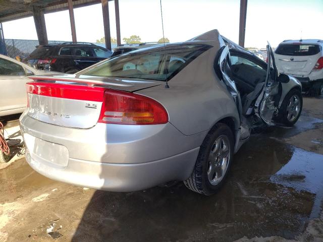 Photo 4 from auction – 2002 DODGE INTREPID R with VIN 2B3AD76G32H121627