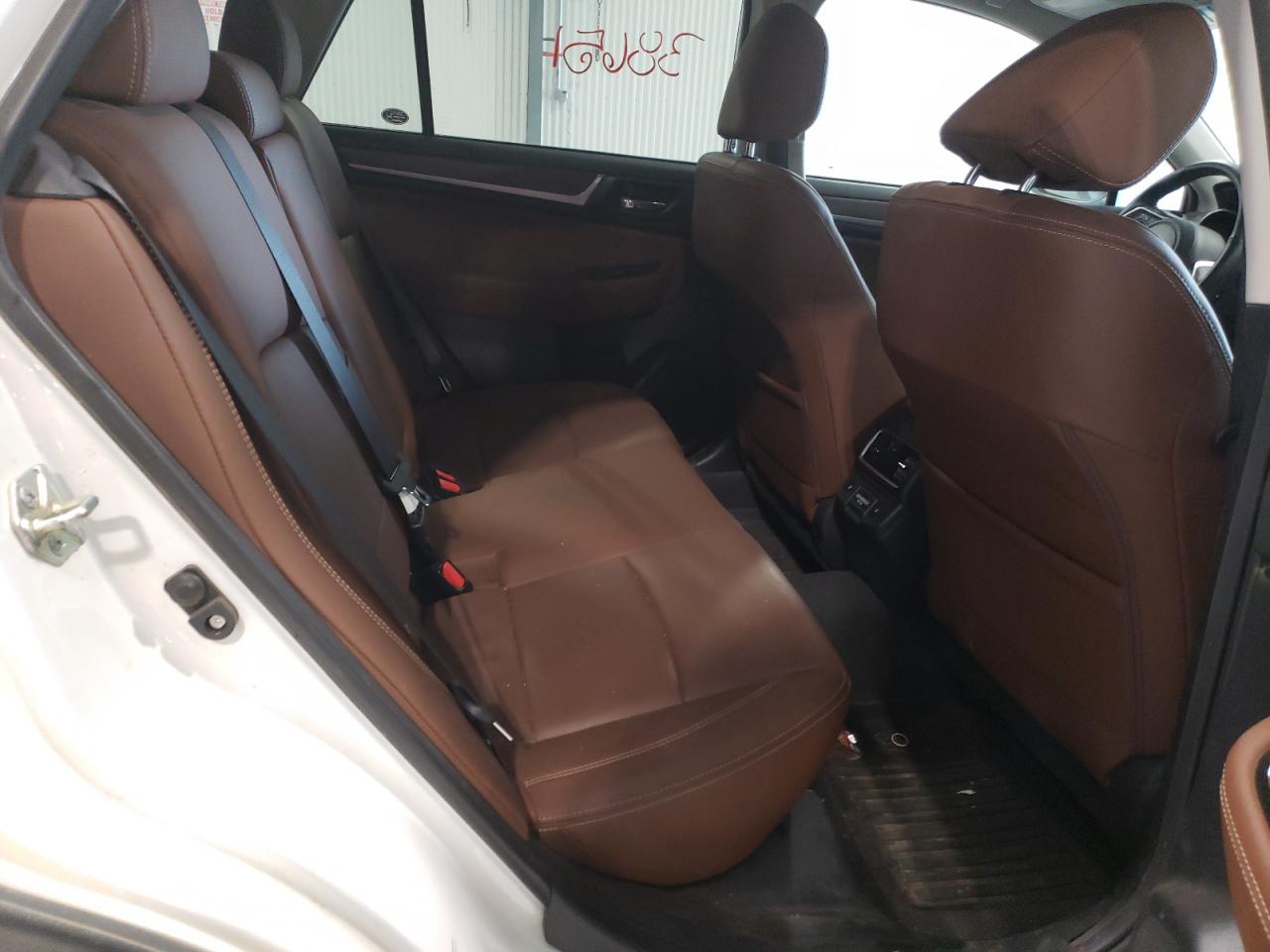 Photo 6 from auction – 2018 SUBARU OUTBACK TO with VIN 4S4BSATC4J3373214