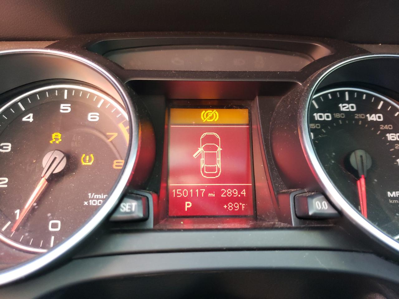 Photo 8 from auction – 2011 AUDI A5 PREMIUM with VIN WAUCFAFR5BA026224