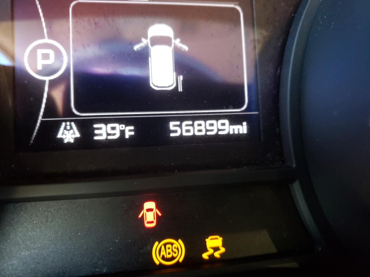 Photo 8 from auction – 2017 KIA SEDONA LX with VIN KNDMB5C1XH6332467