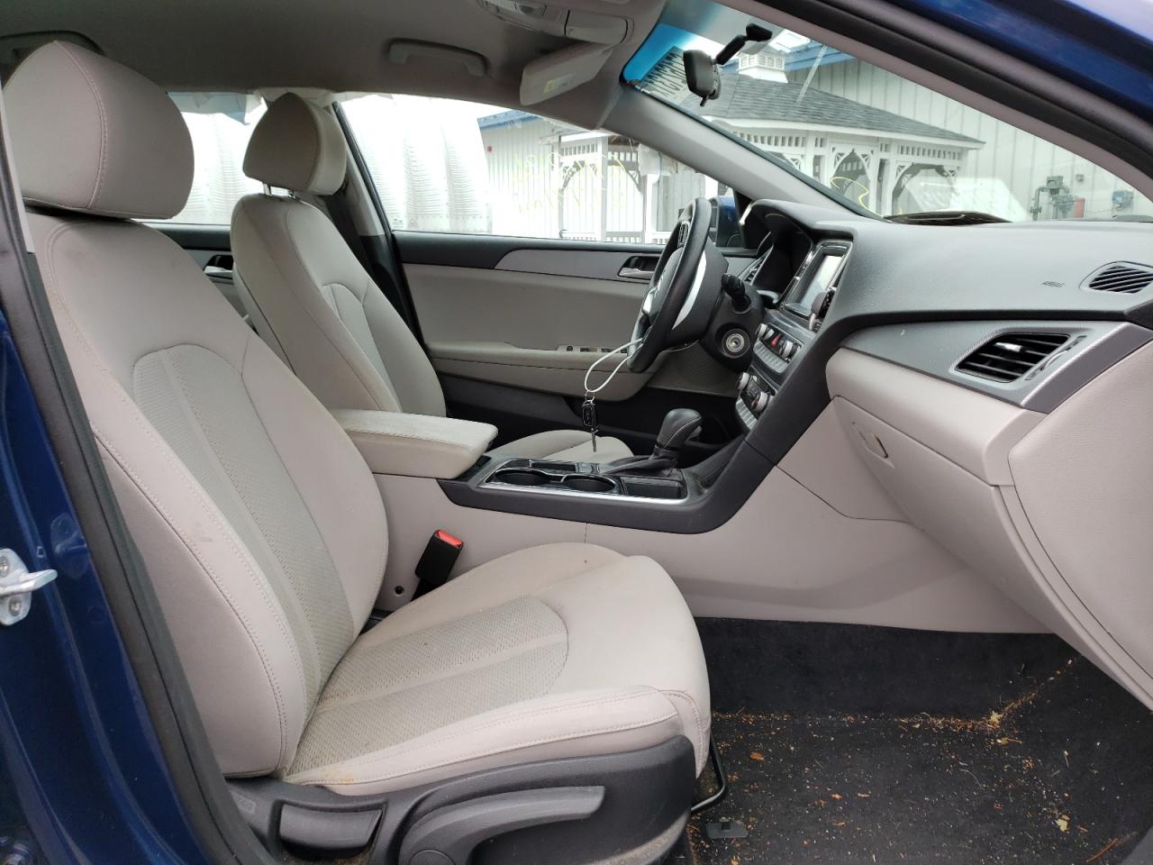 Photo 5 from auction – 2019 HYUNDAI SONATA SE with VIN 5NPE24AFXKH765894